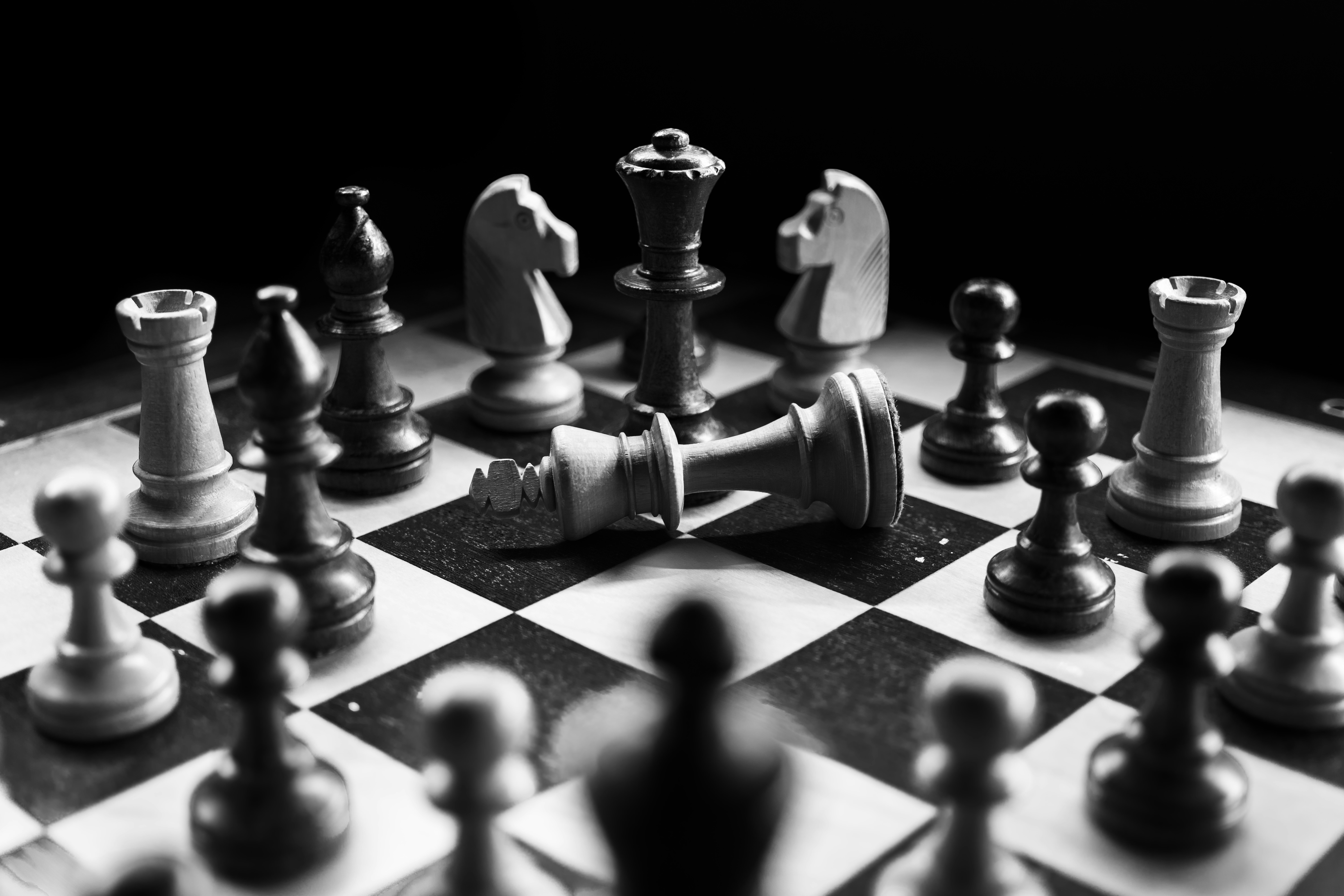 Estrategias en teoría de juegos para decisiones estratégicas