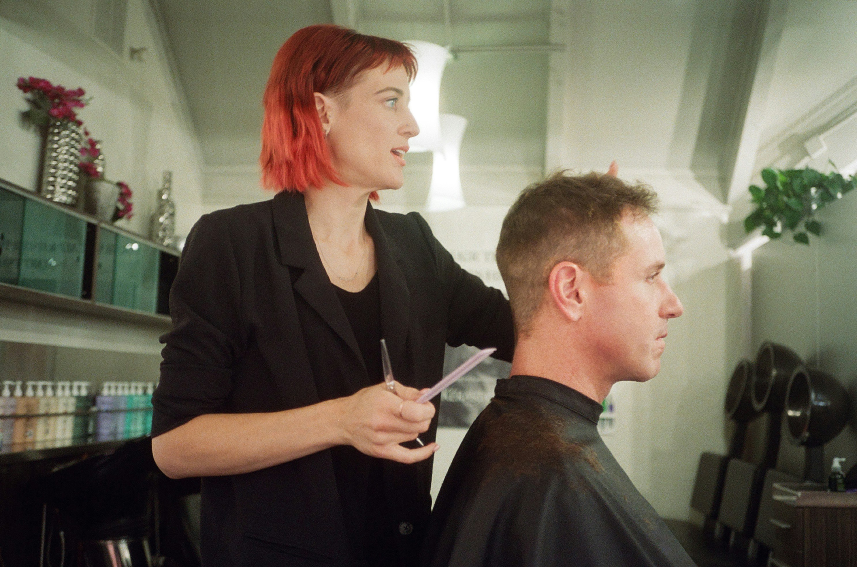 Socio de software de programación de peluquería verificado