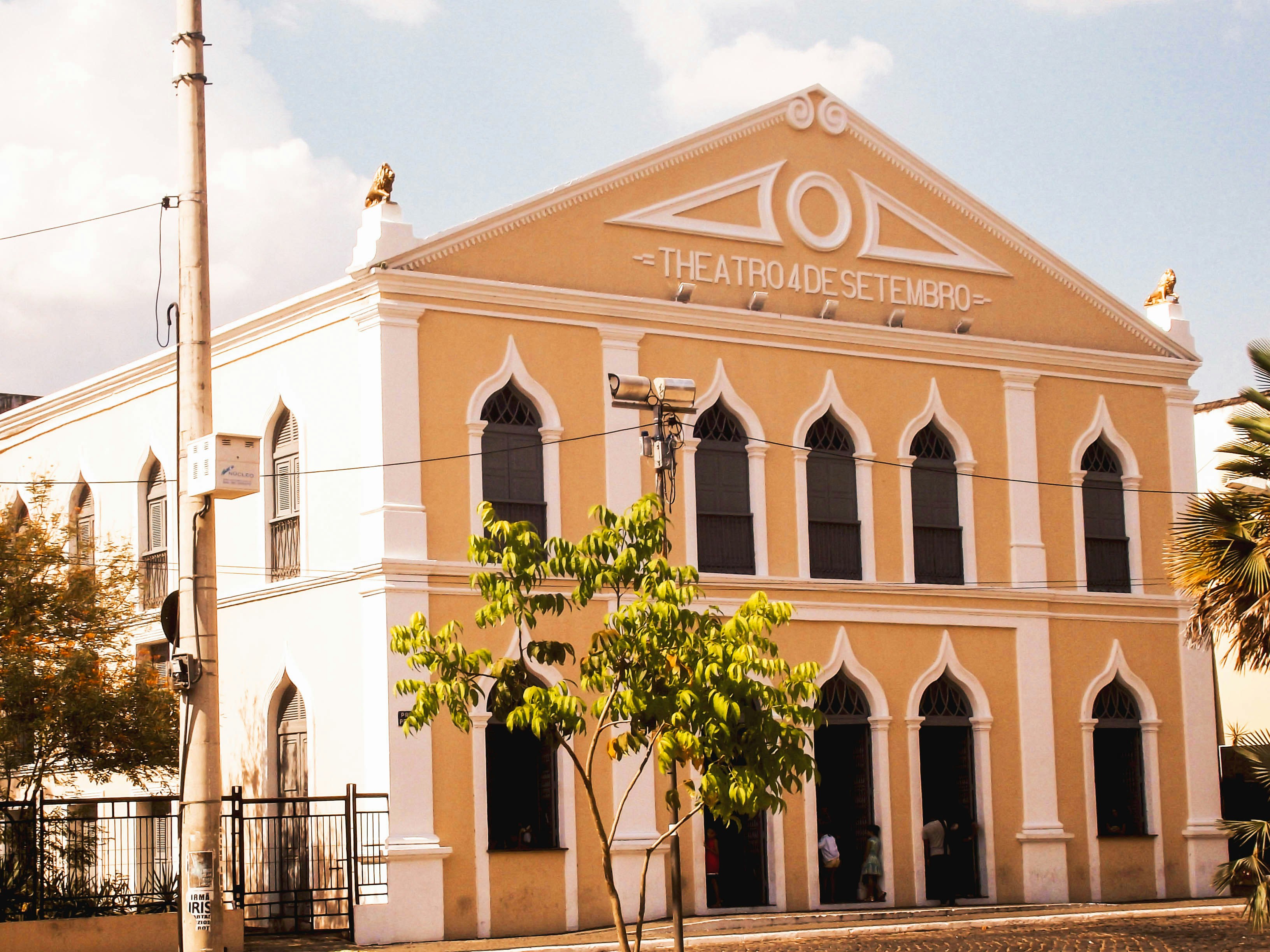 Los 100 mejores expertos en servicios de n8n en Almendralejo