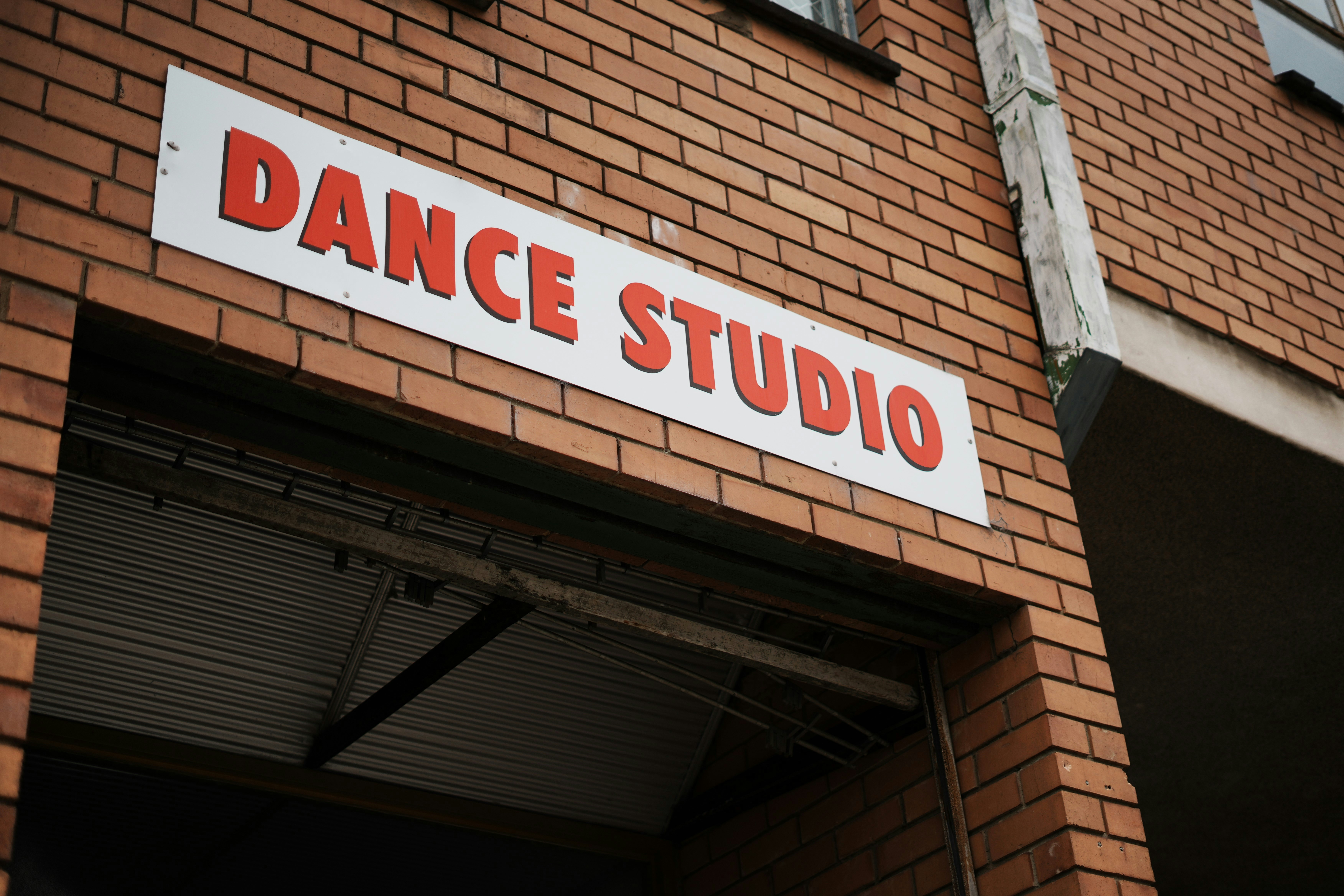 Servicios de sistema de gestión de academia de danza profesional en Bilbao