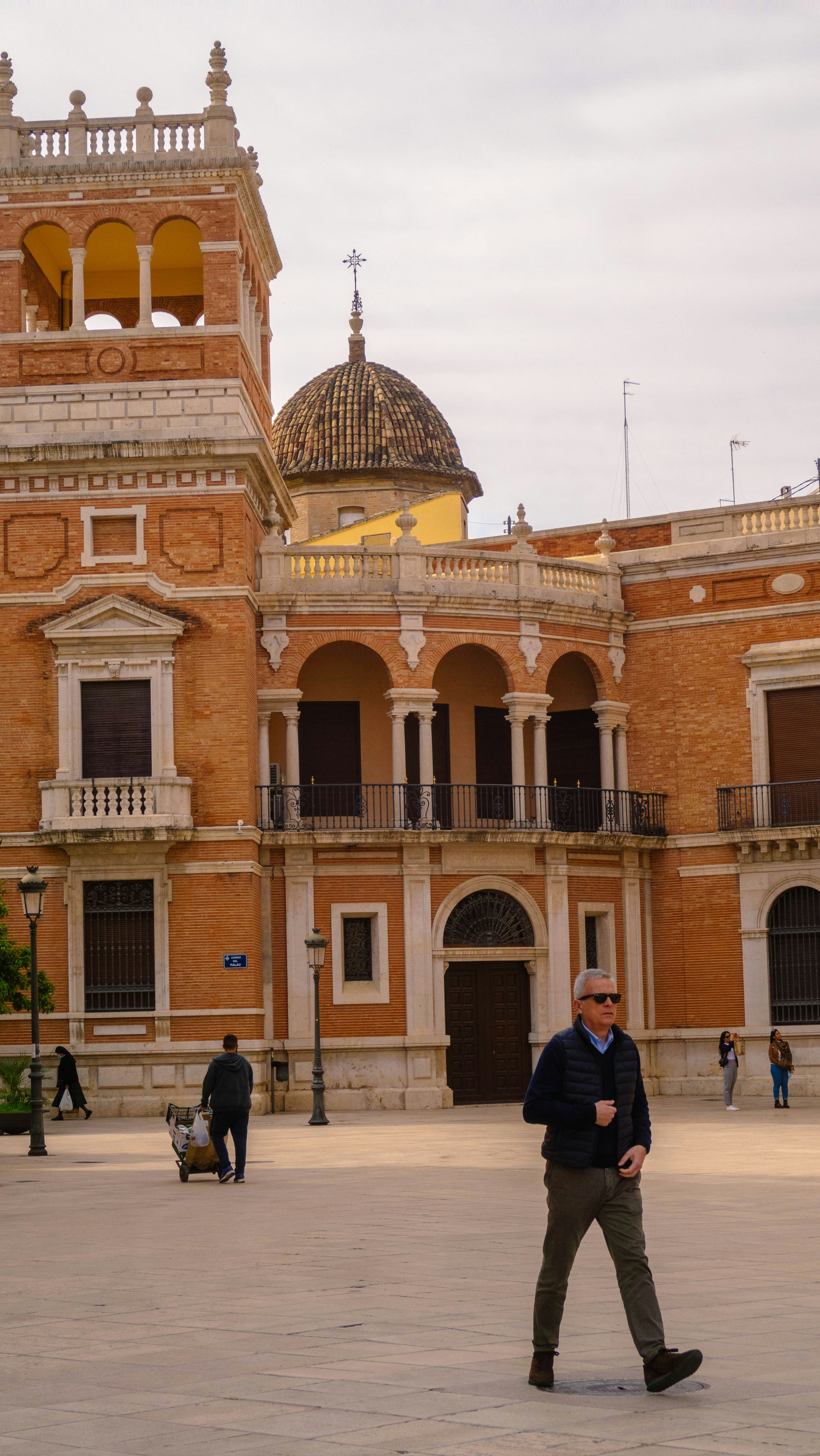 Top 10 expertos en trabajador agéntico en Valencia