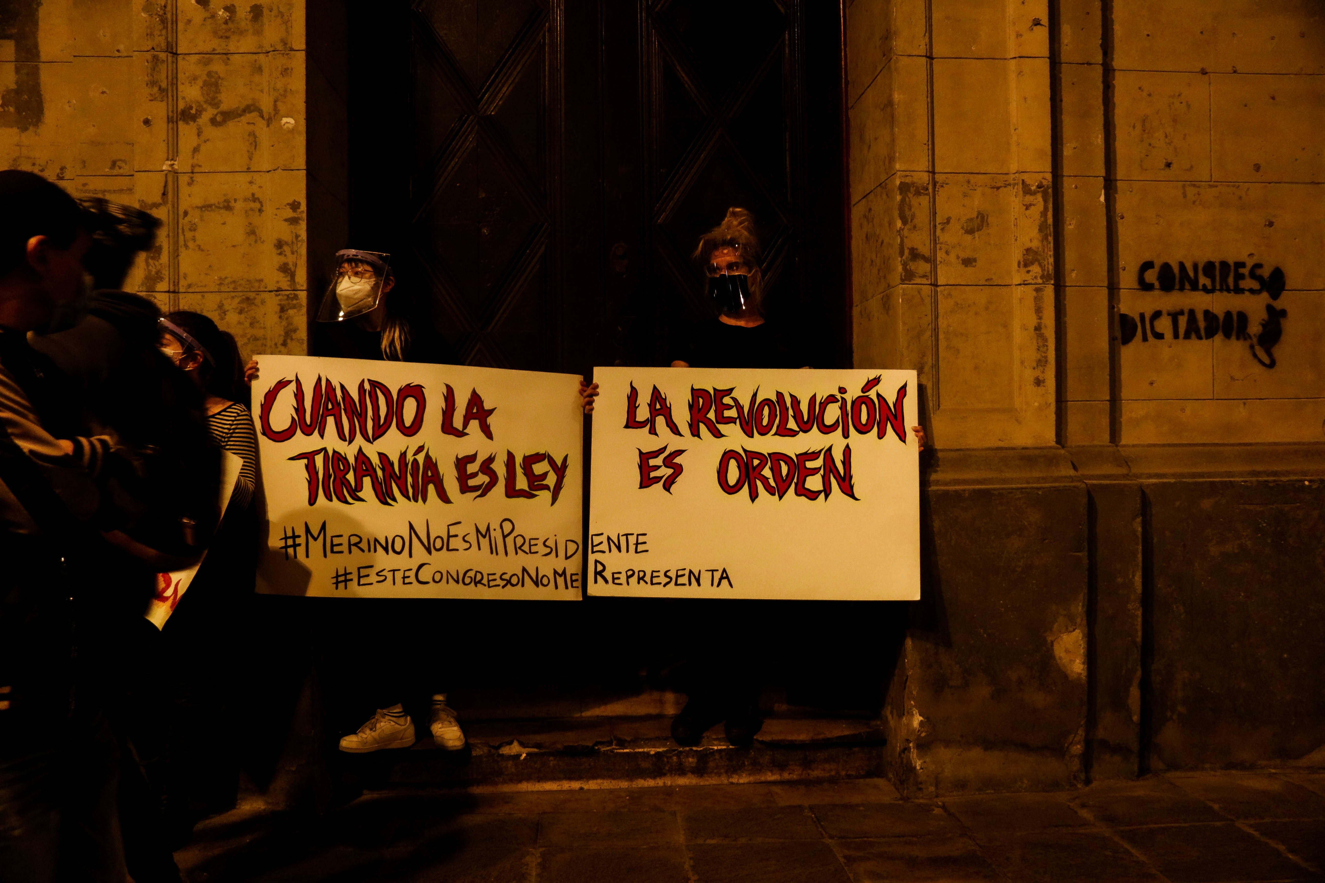 Cómputo de las Reglas de Thiele en Elecciones de Intervalo y sus Generalizaciones