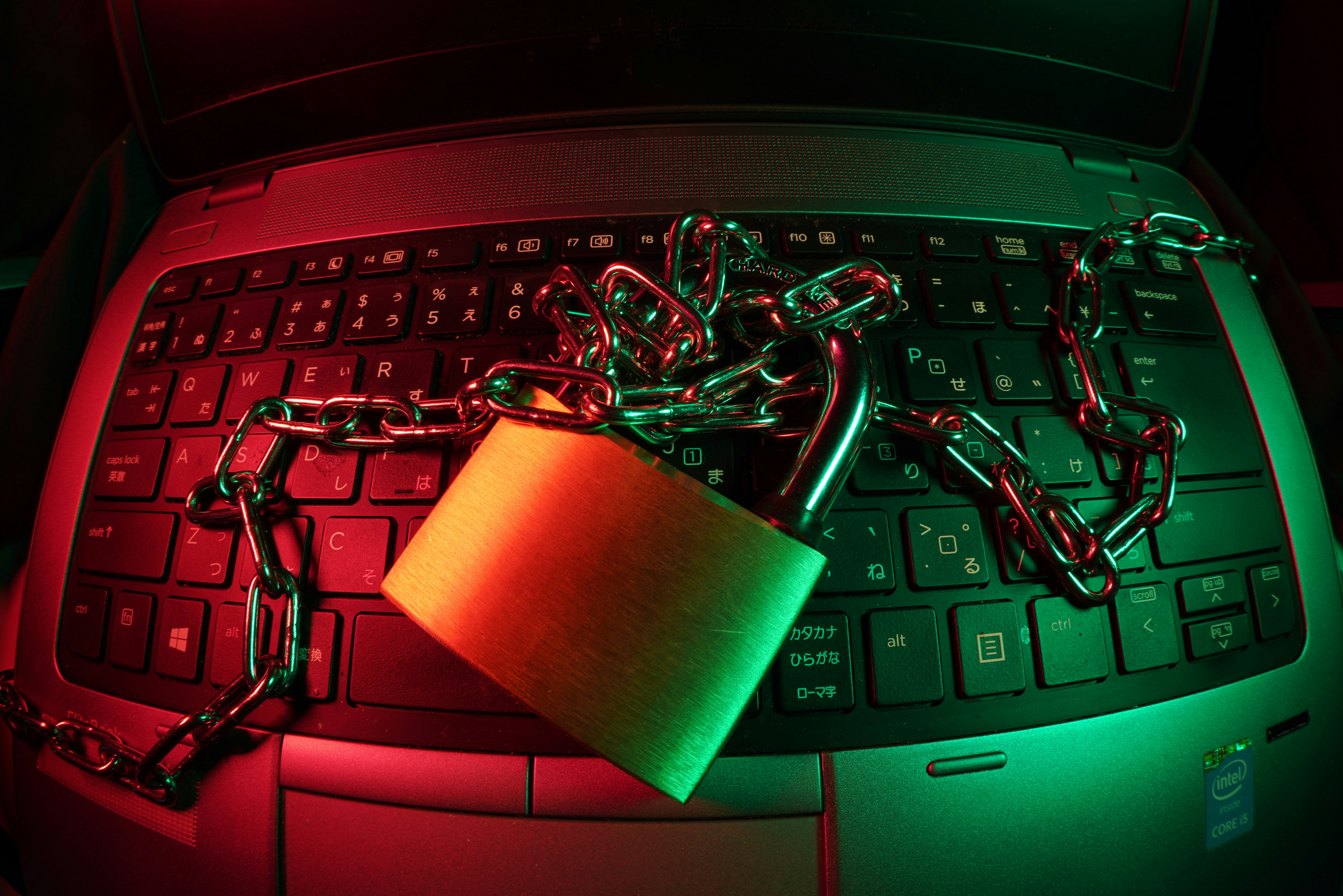 Práctica ciberseguridad ética transforma la seguridad empresarial en 2025