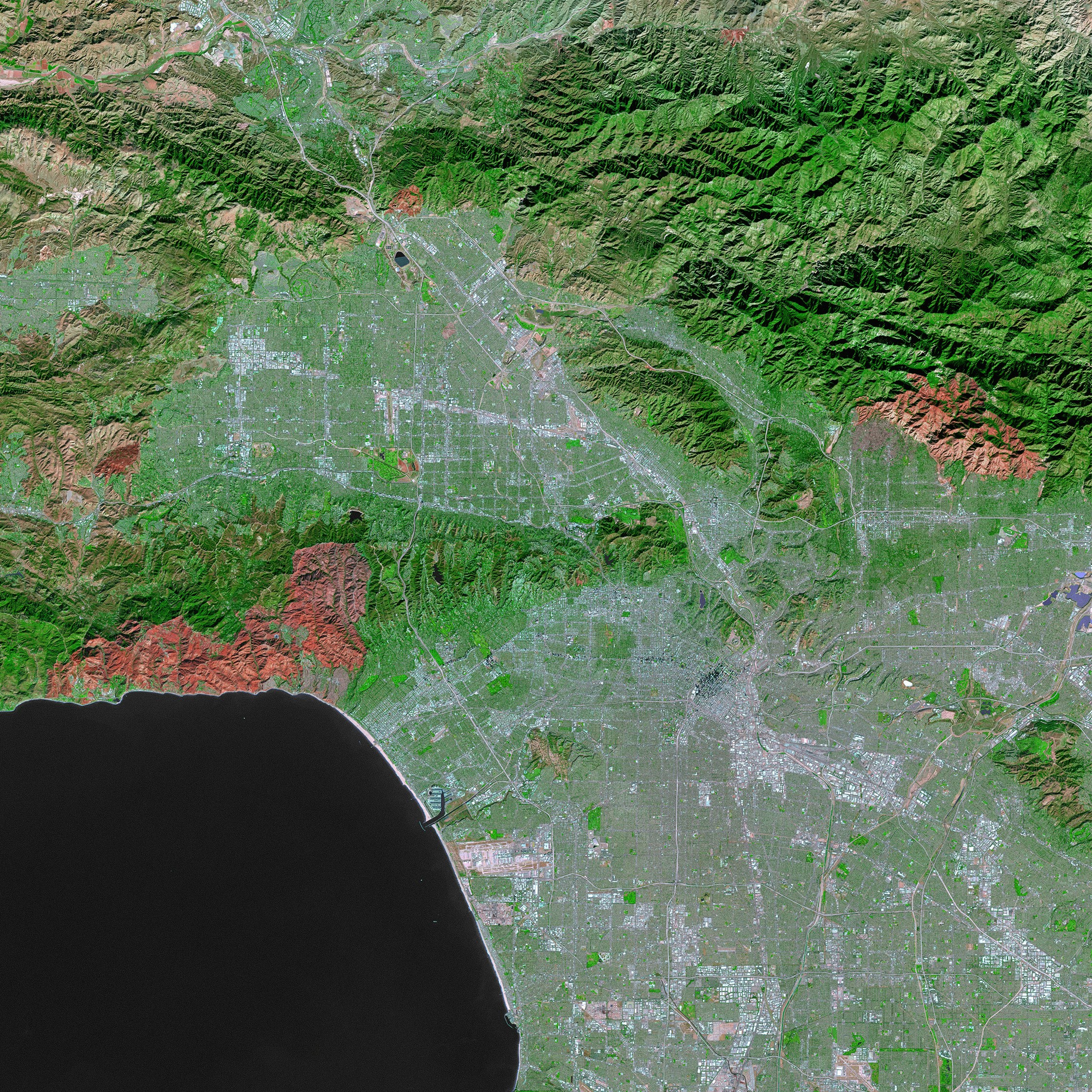 FUS3DMaps: Mapeo semántico de vocabulario abierto, escalable y preciso mediante la fusión 3D de capas a nivel de vóxel y de instancia