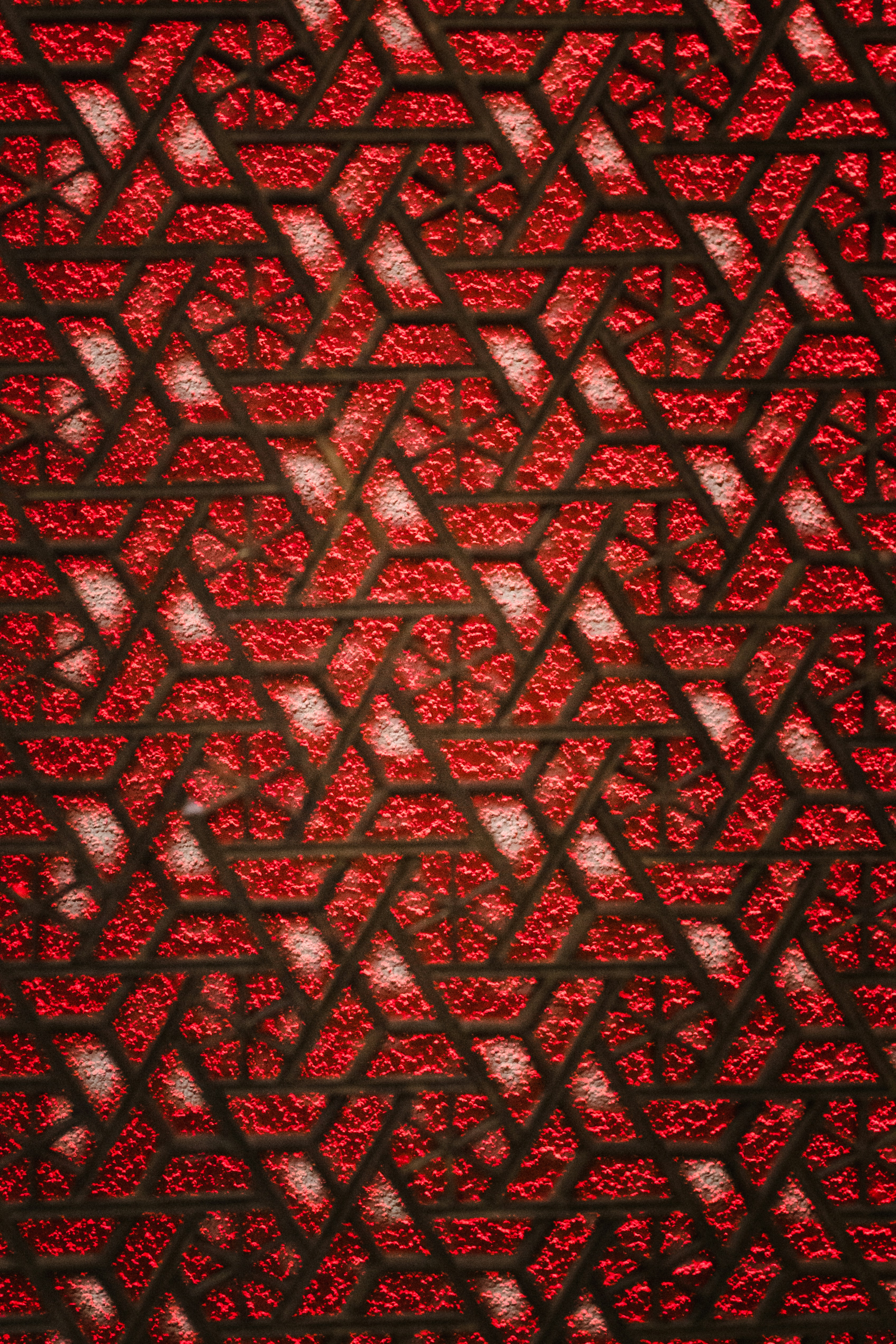 Red Geométrica Kolmogorov-Arnold (GeoKAN)