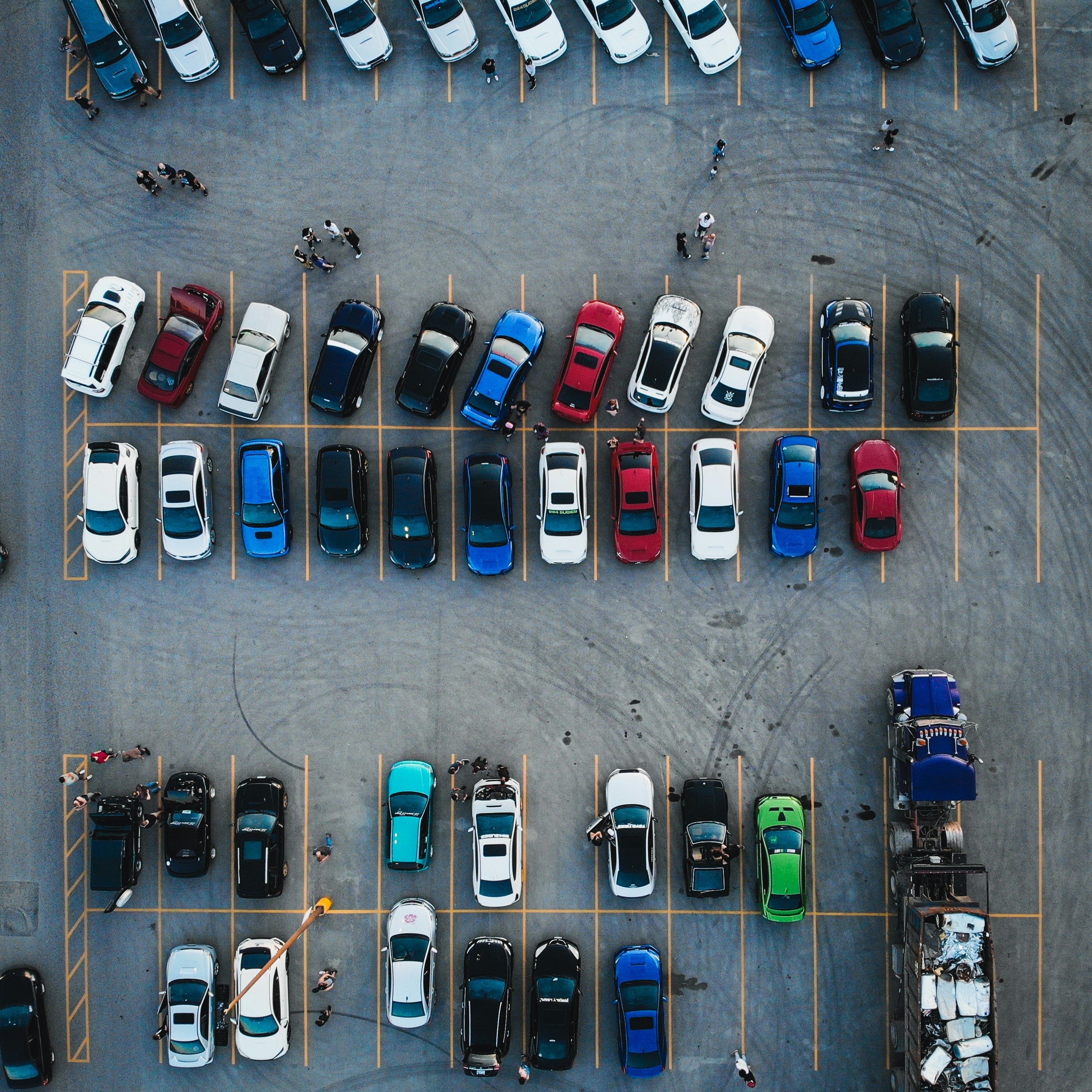 Gestión de estacionamiento para visitantes en residencias y comercios