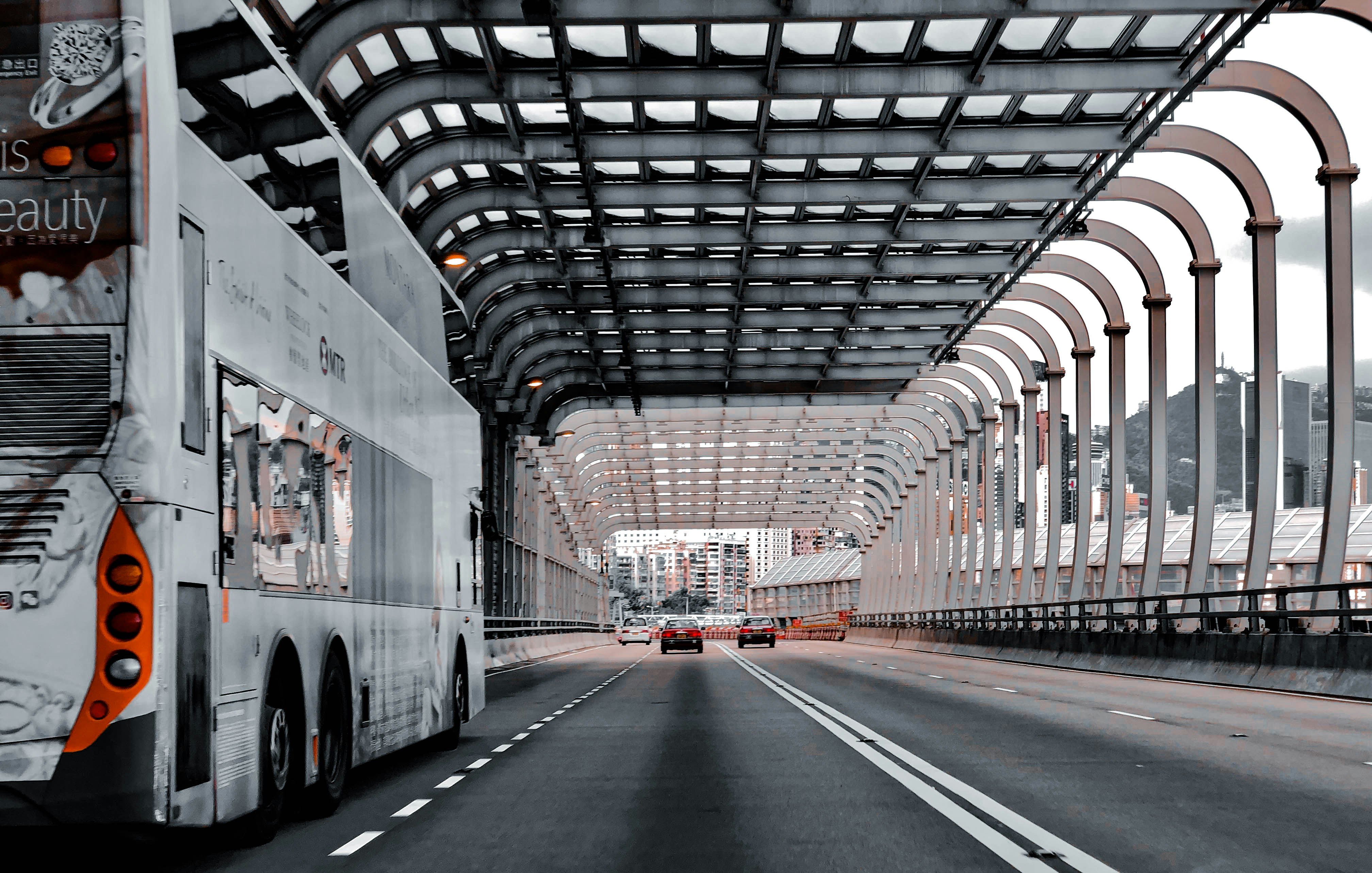 Grandes modelos de lenguaje en gestión de transporte