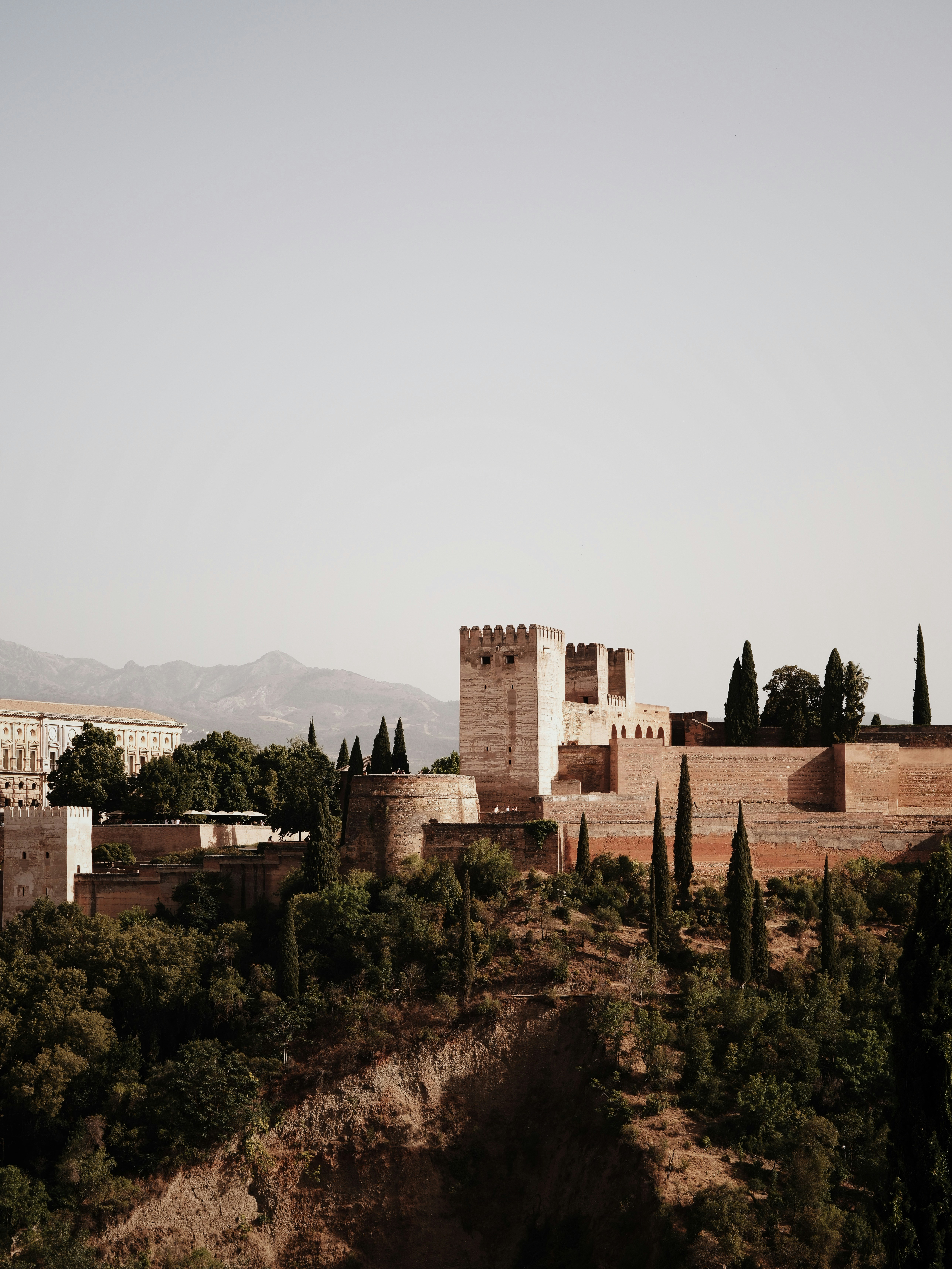 Guía definitiva para modernizar aplicaciones heredadas en Granada