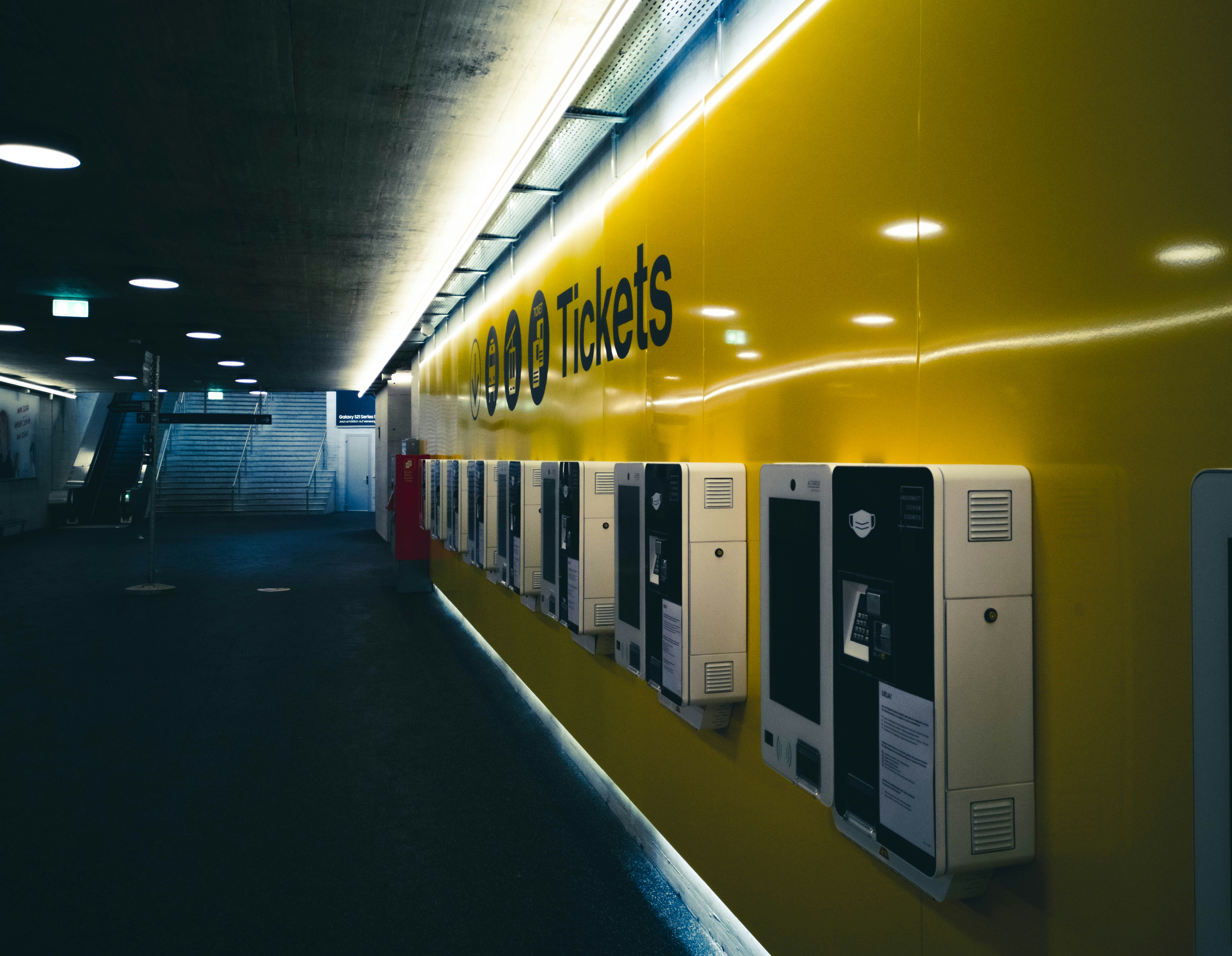 Cómo elegir un socio oficial de IA para la gestión de tickets: Guía completa