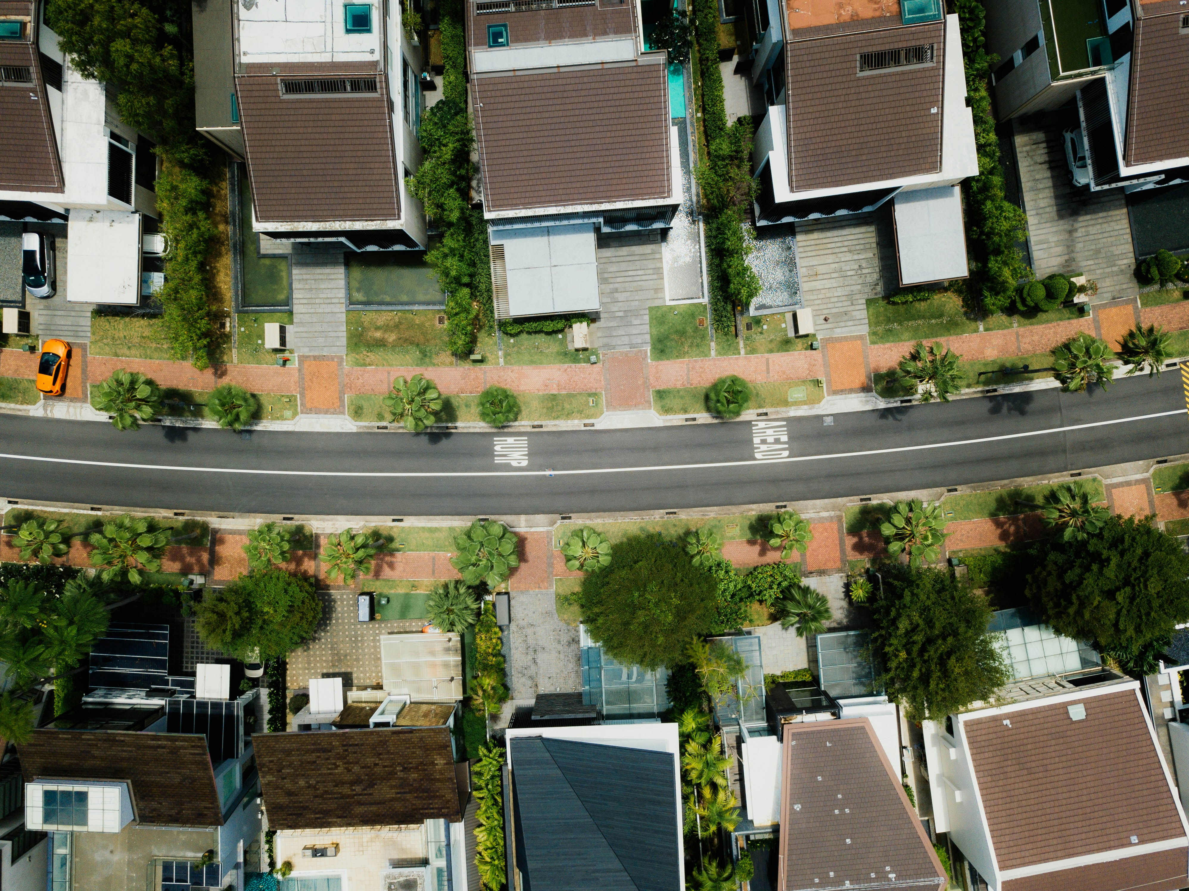 Hogares Sintéticos: Pipeline IA Generativa Multimodal para Datos de Edificios