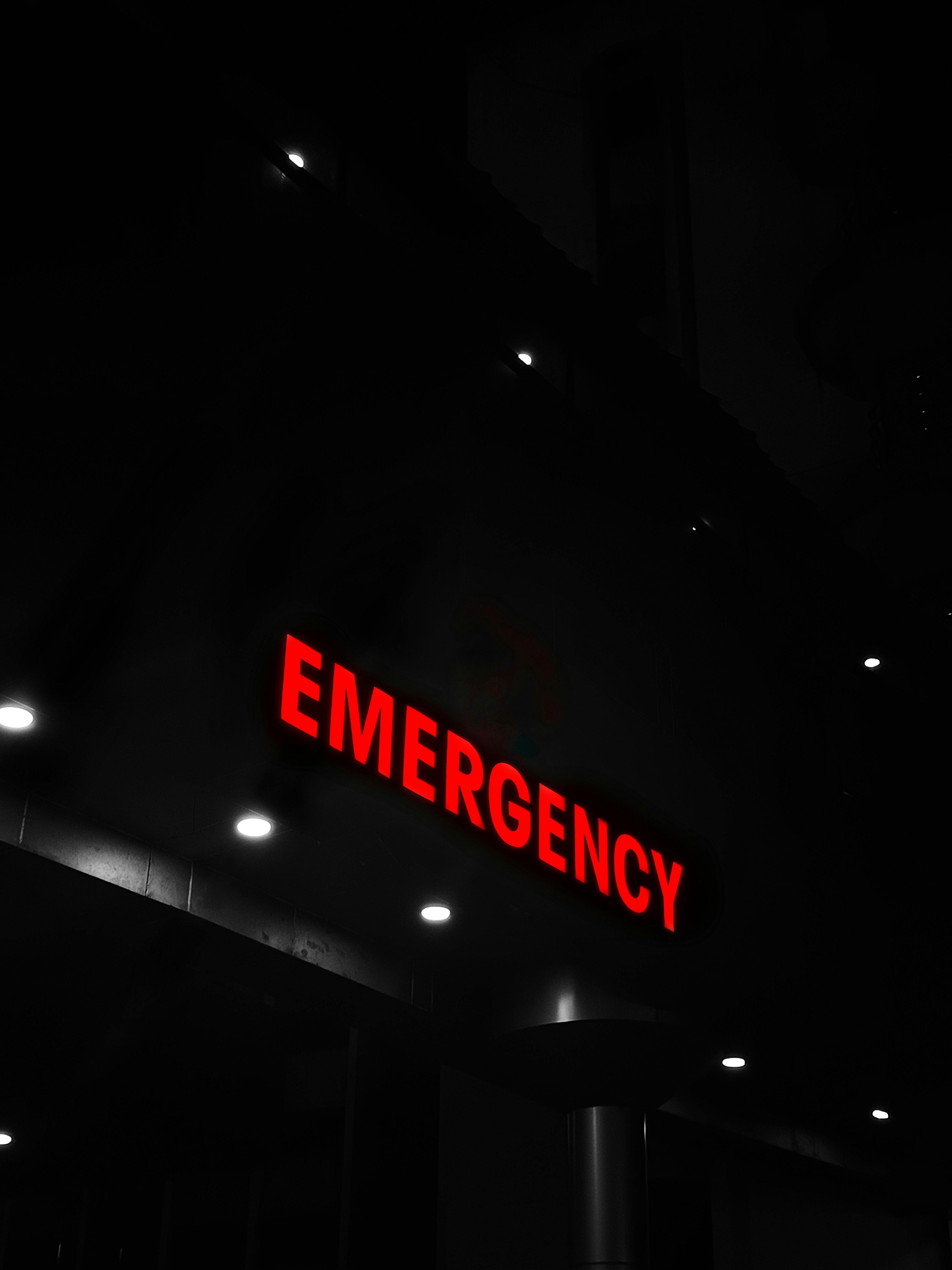 HorusEye: Lenguaje como Atención Dinámica para Análisis Visual de Emergencias
