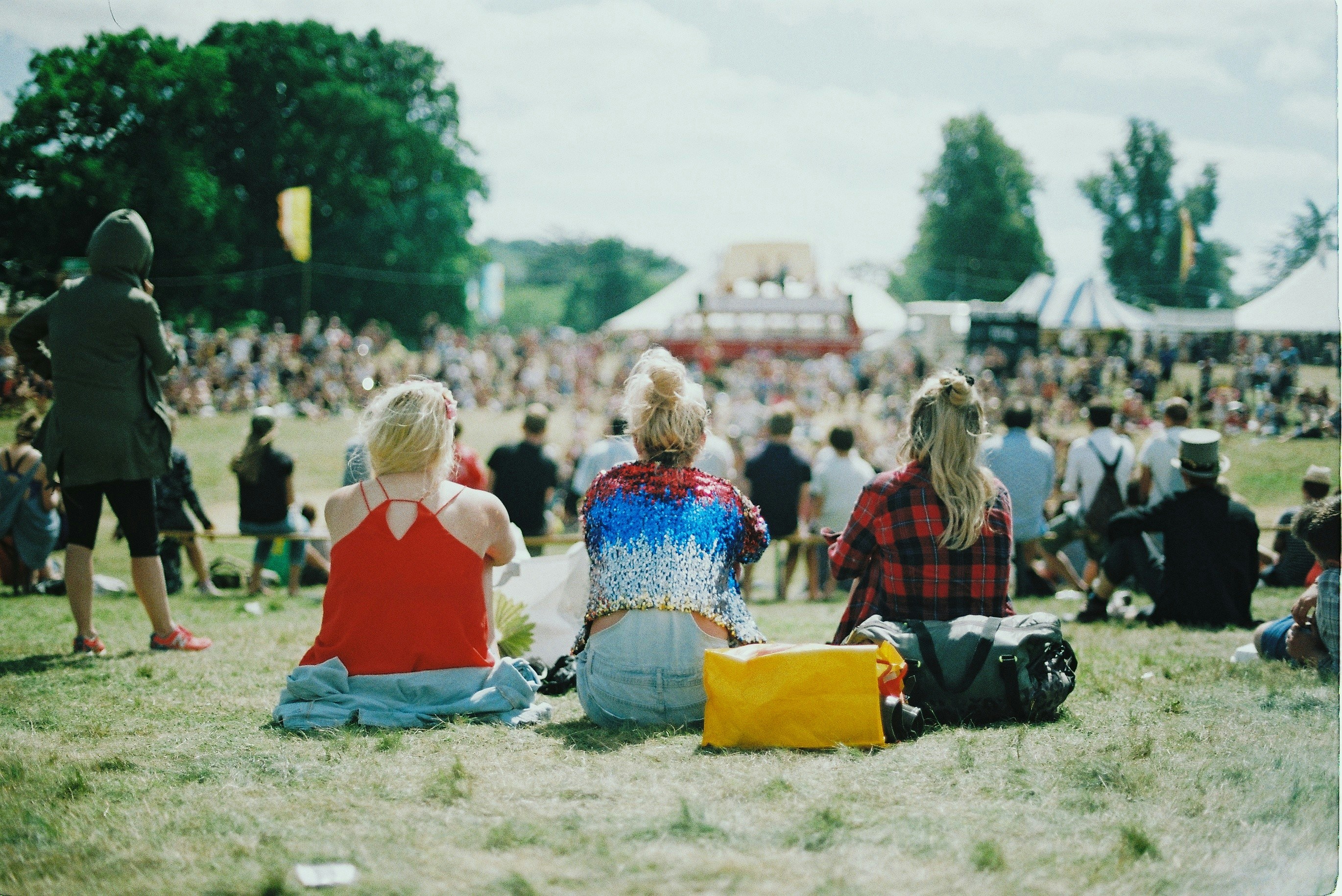 Hub de Documentos de Proveedores con IA para Festivales