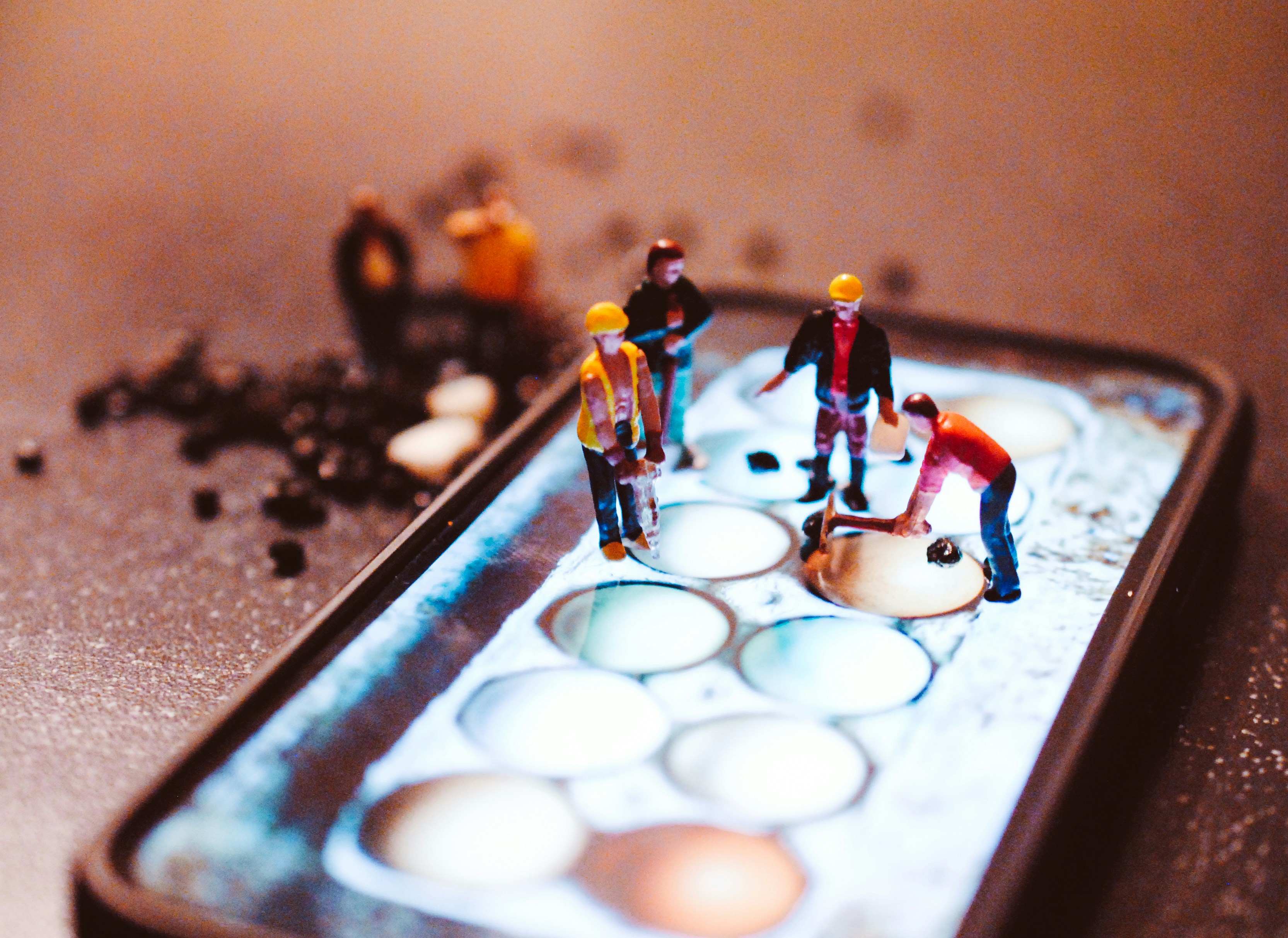 ¿Es compatible el equipo de trabajadores humanos y agentivos con los dispositivos móviles?