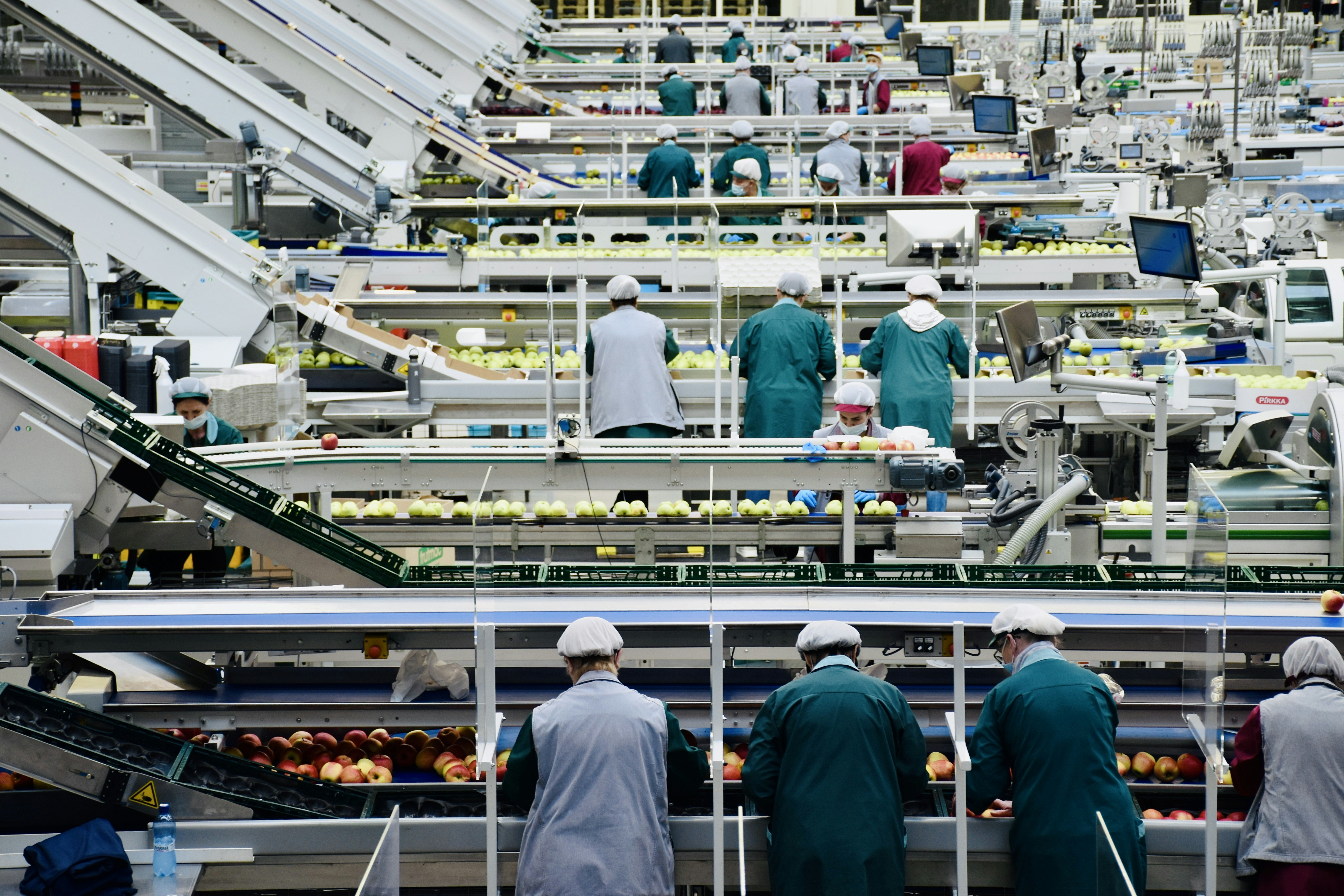 IA para fundadores de CPG en alimentos especiales: automatiza emails y briefs