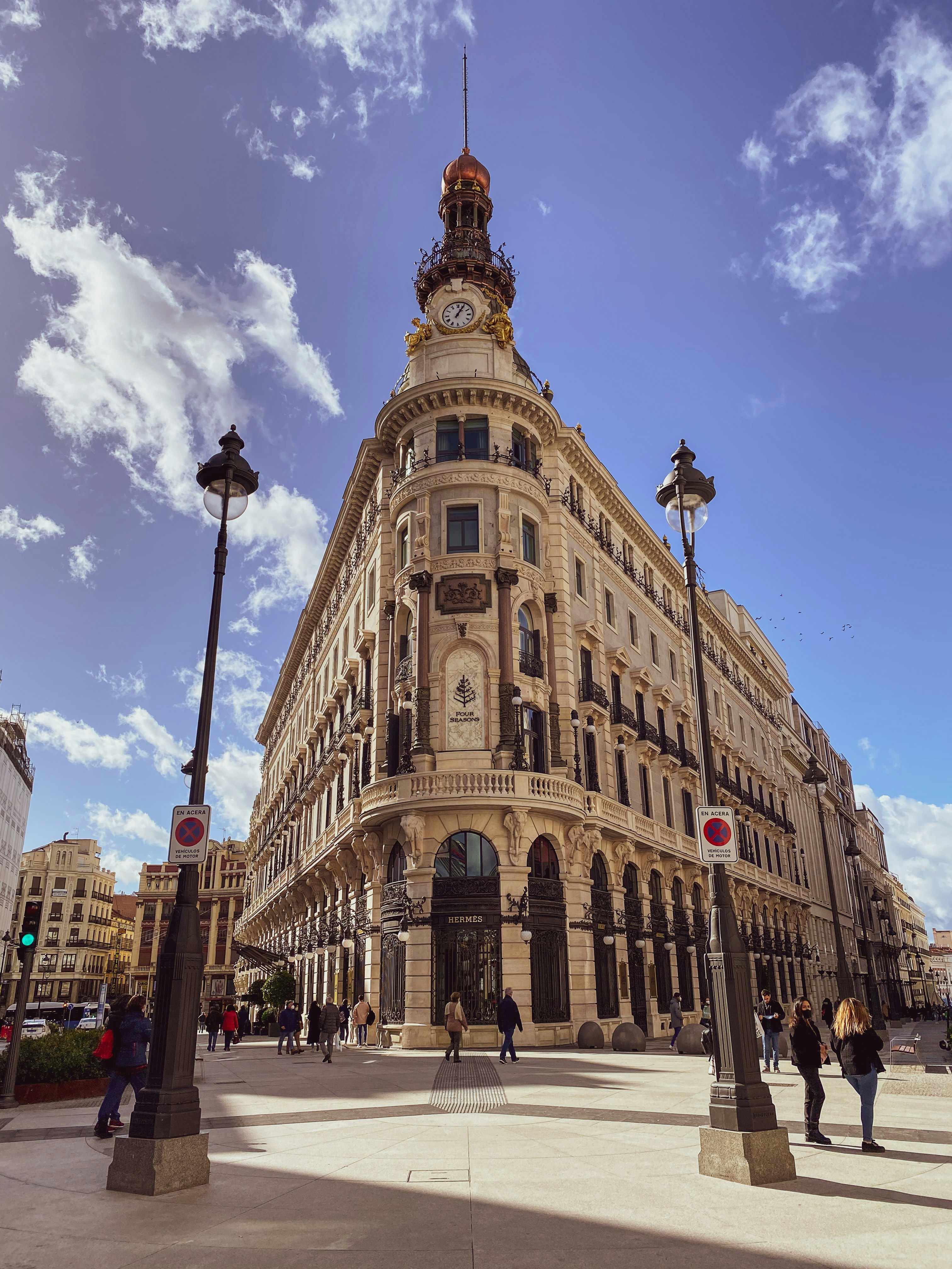 IA para empresa de resumen de llamadas en Madrid