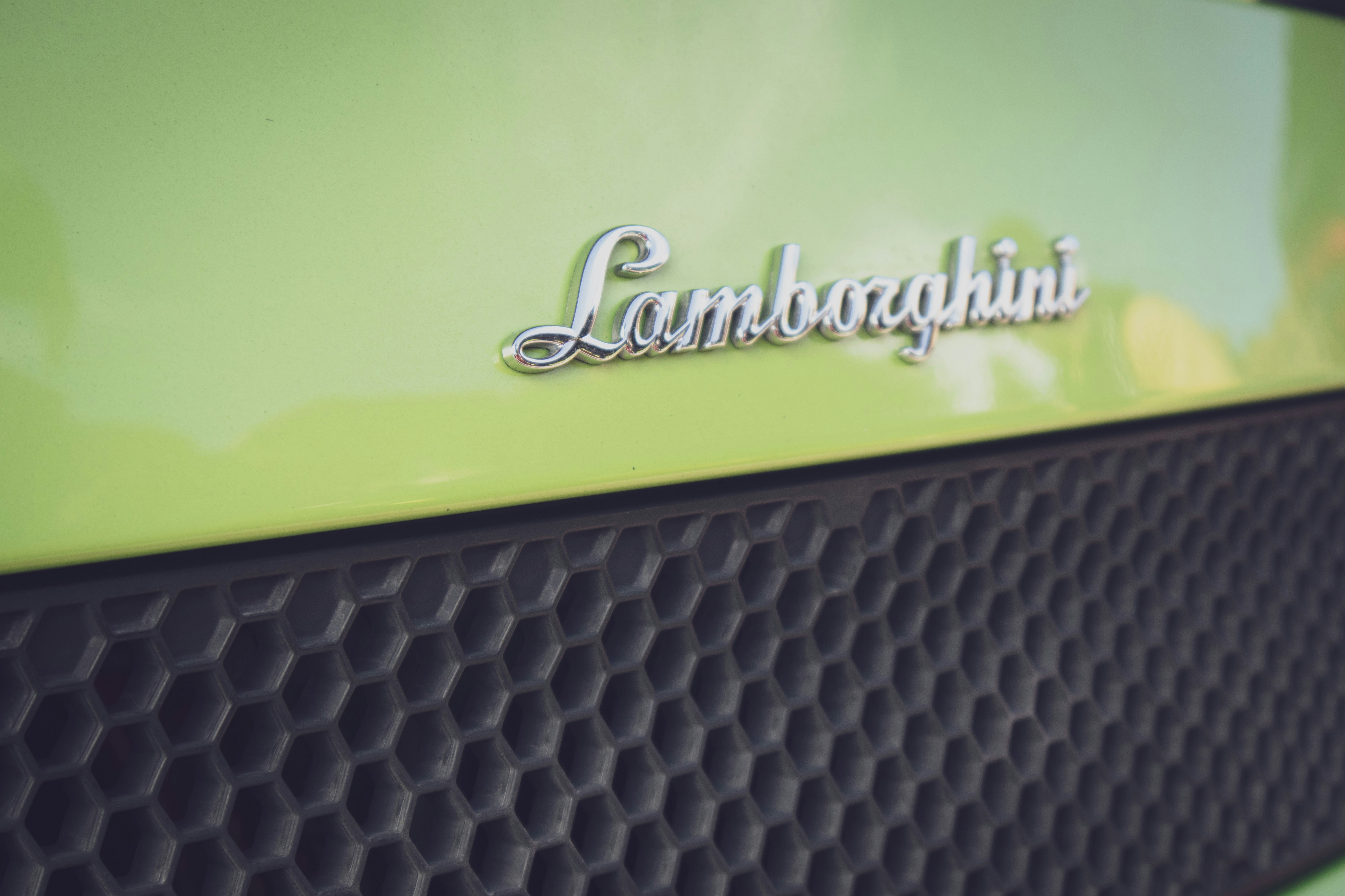 IBM Lanzó nuevos modelos de Granite 4.0 con una Arquitectura híbrida Mamba-2/Transformer: Disminuye drásticamente el uso de memoria sin sacrificar el rendimiento