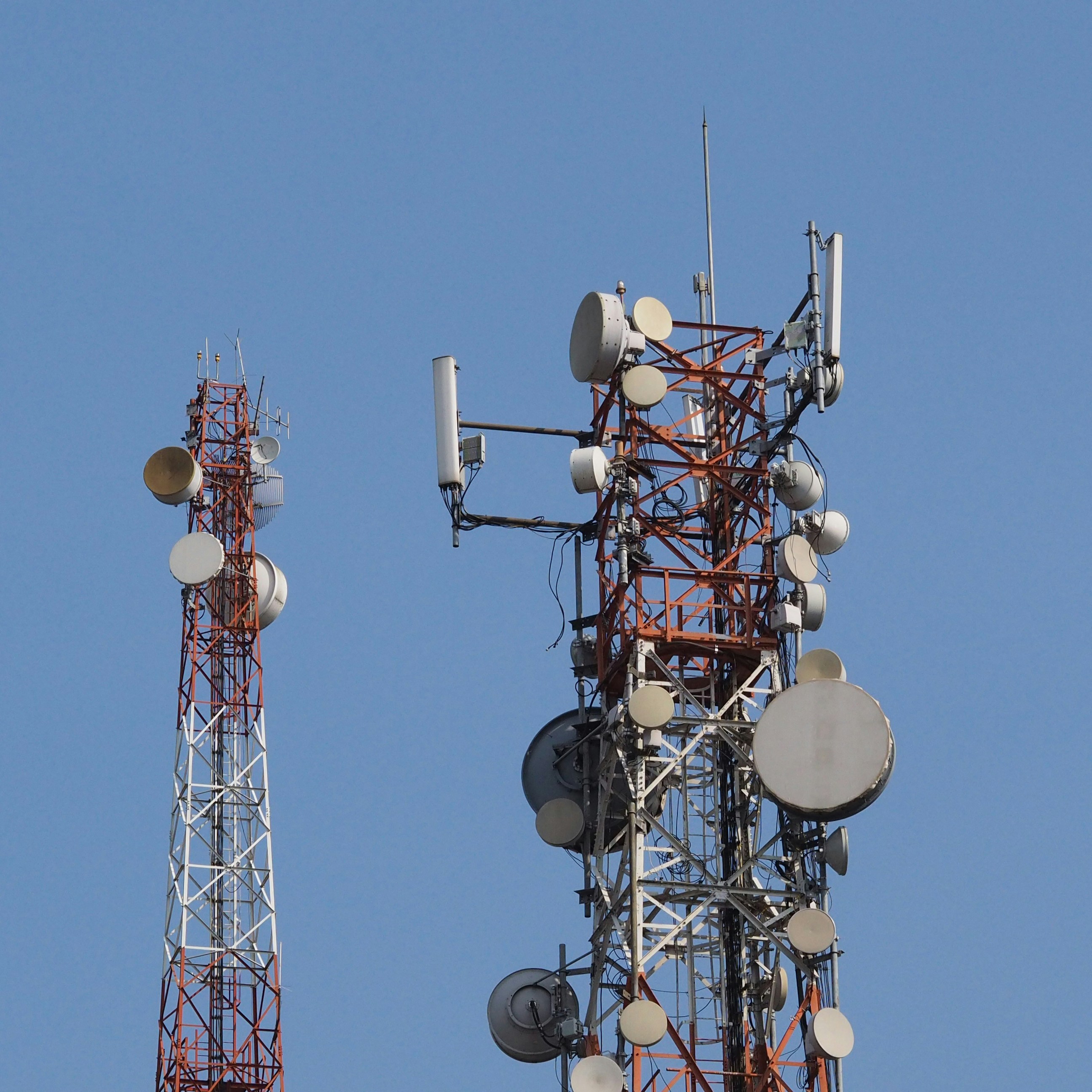Mejores prácticas para implementar una Visión general de IA en empresas de telecomunicaciones
