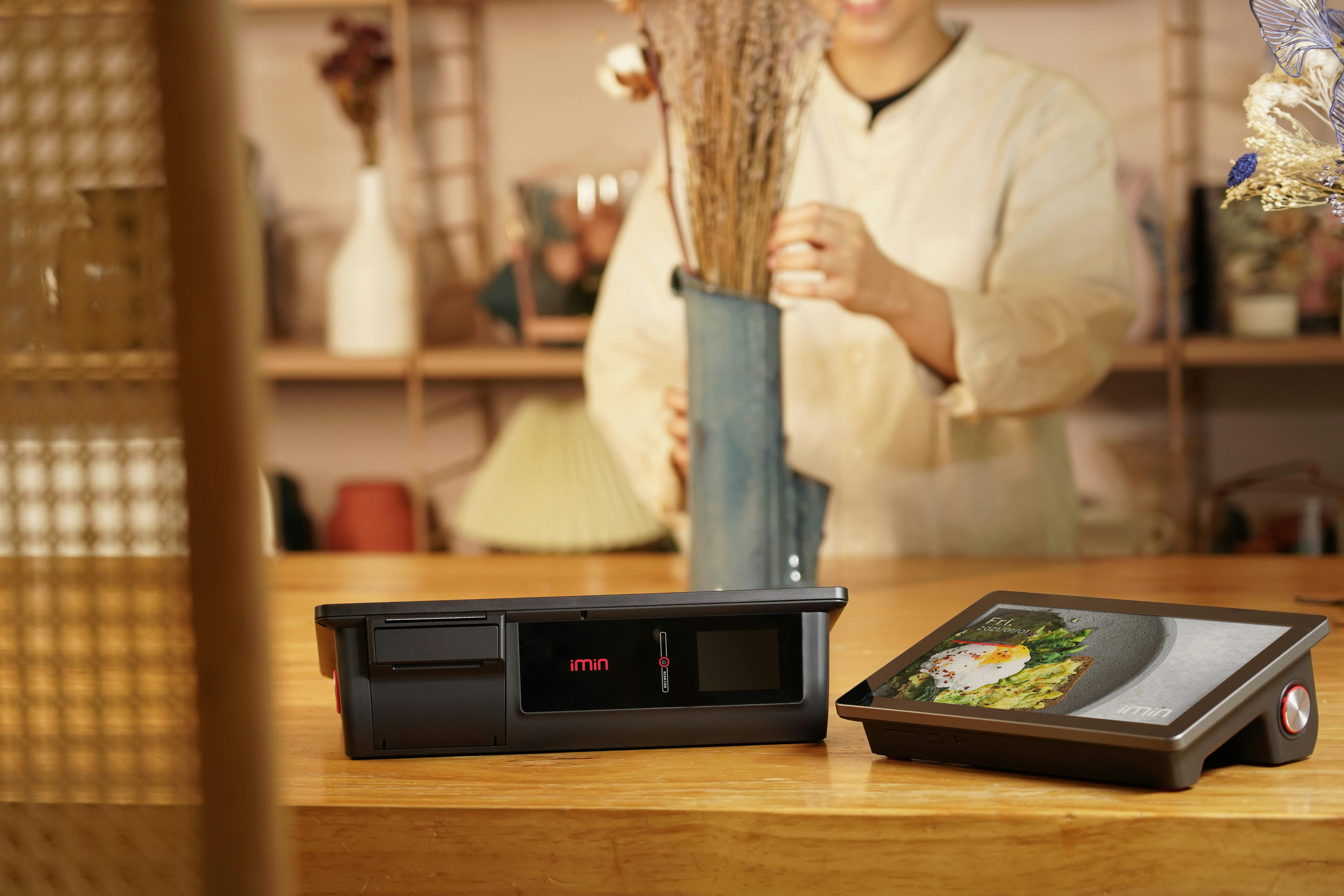 Reemplazar bandeja de entrada compartida con triaje inteligente Estudio de caso en Europa 2026 - Implementación de Q2BSTUDIO