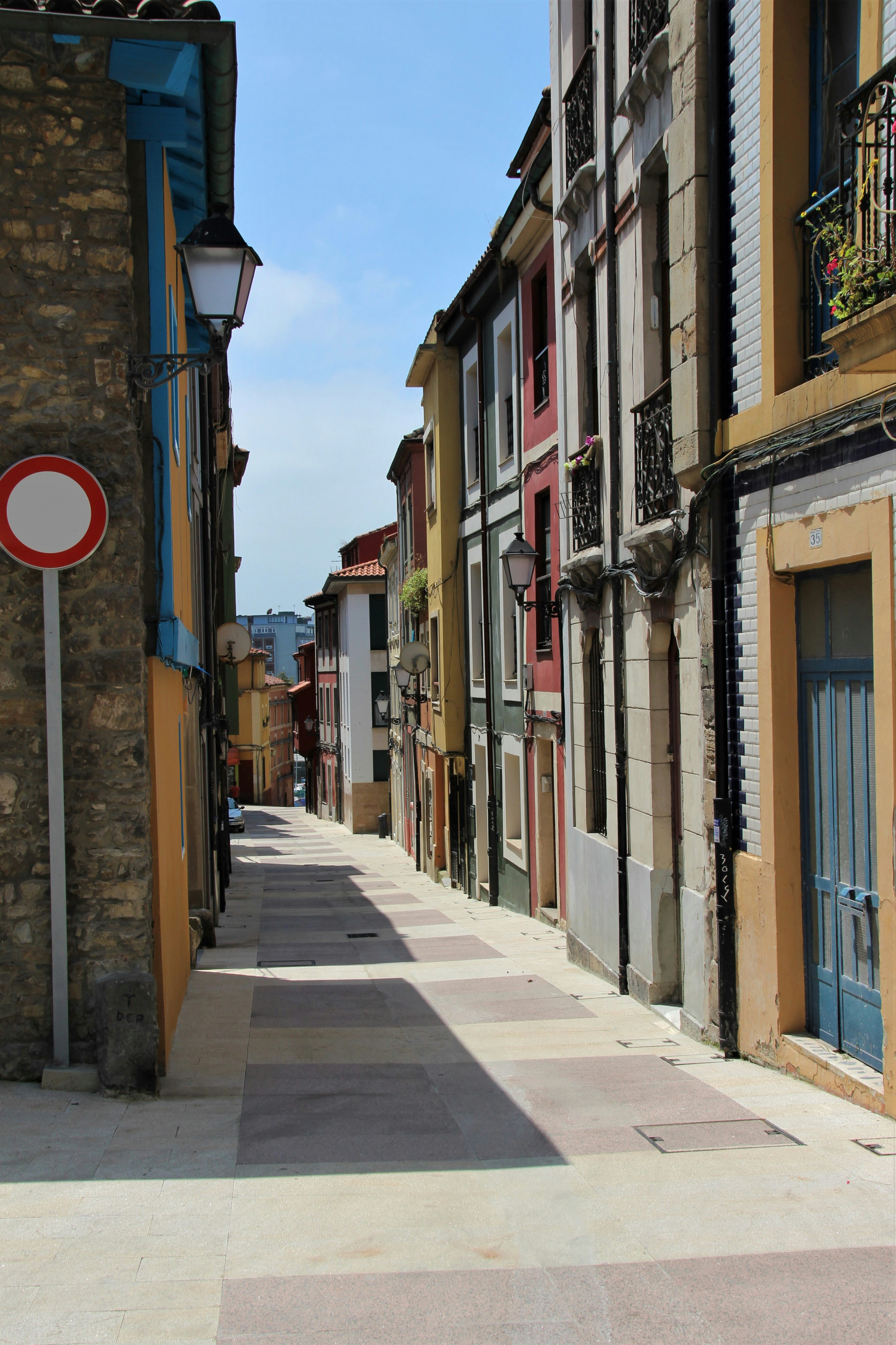 Empresa de desarrollo de IA para servicios a PYMES en Gijón