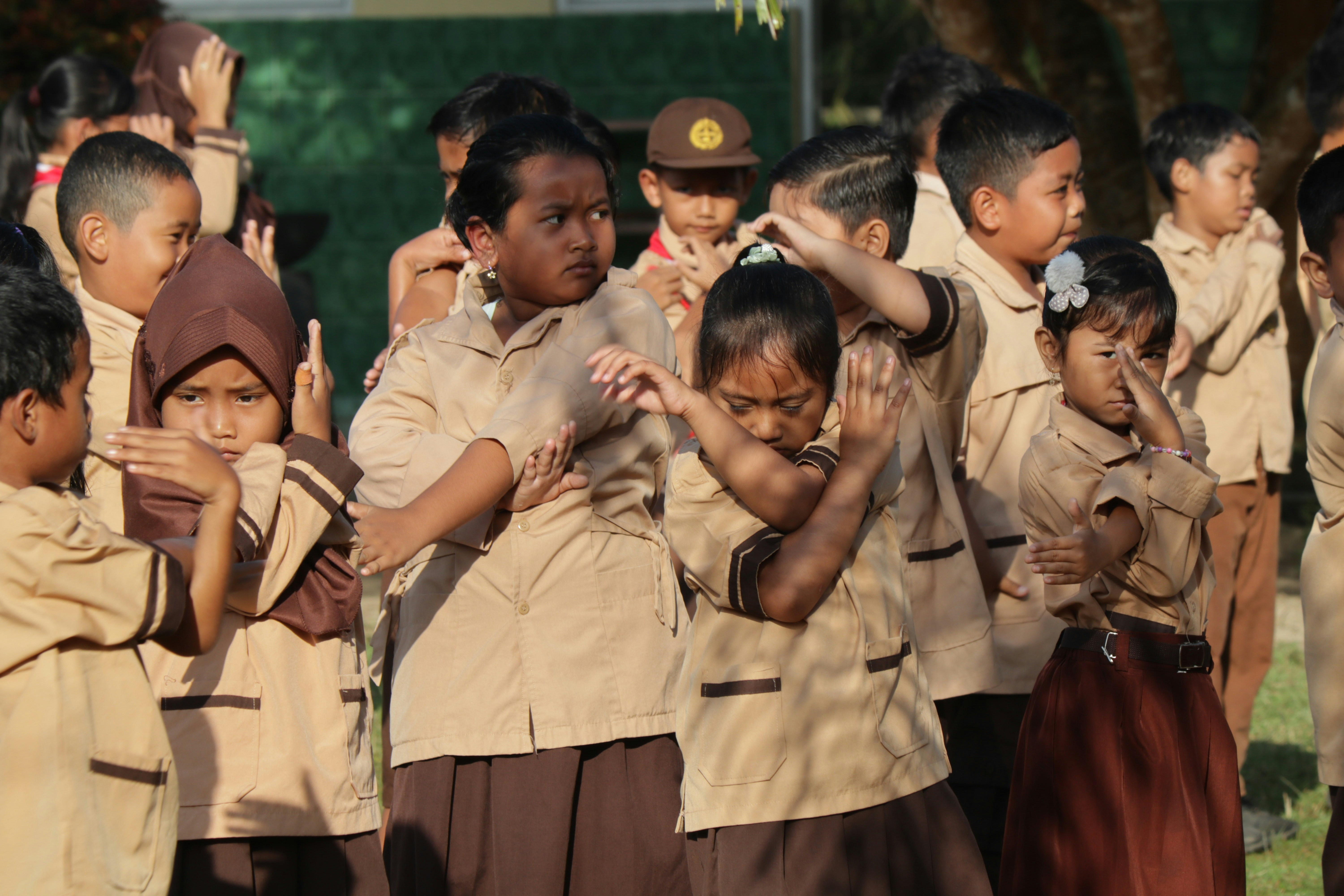 Indonesia anuncia una prohibición de redes sociales para menores de 16 años