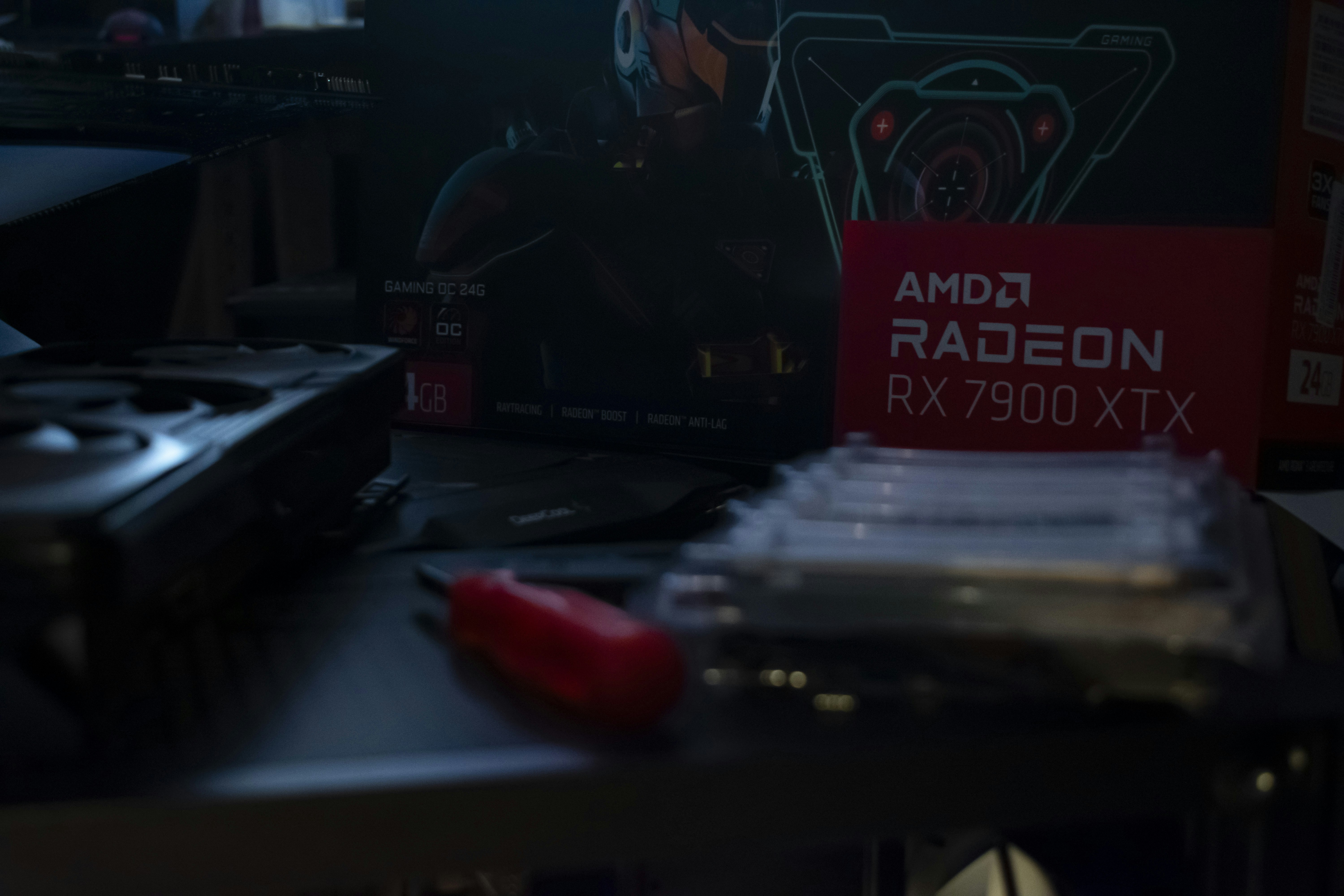 Cómo instalar drivers AMD Radeon sin bloatware