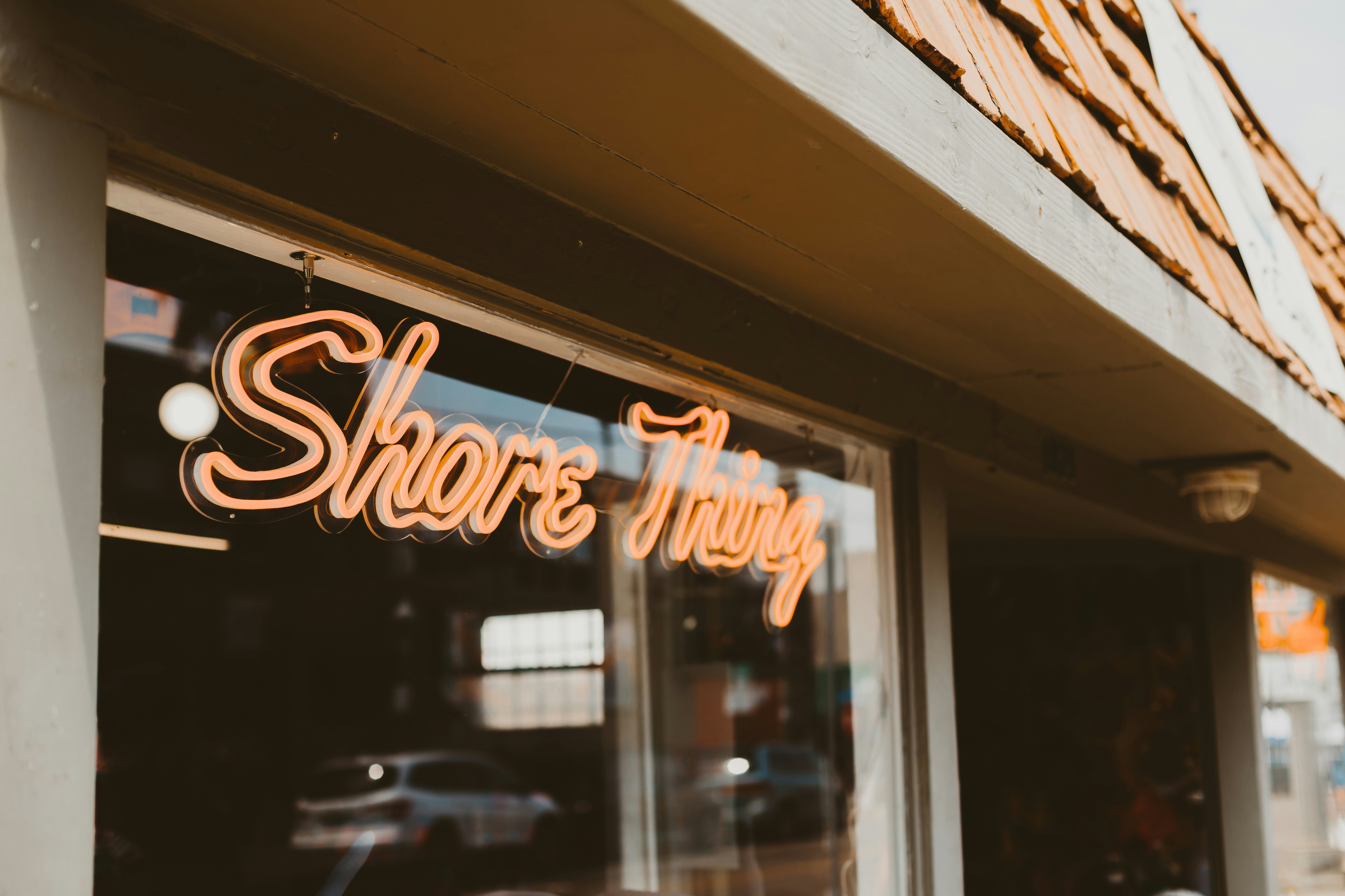 ¿Por qué es esencial la integración de IA con SharePoint para tu negocio?