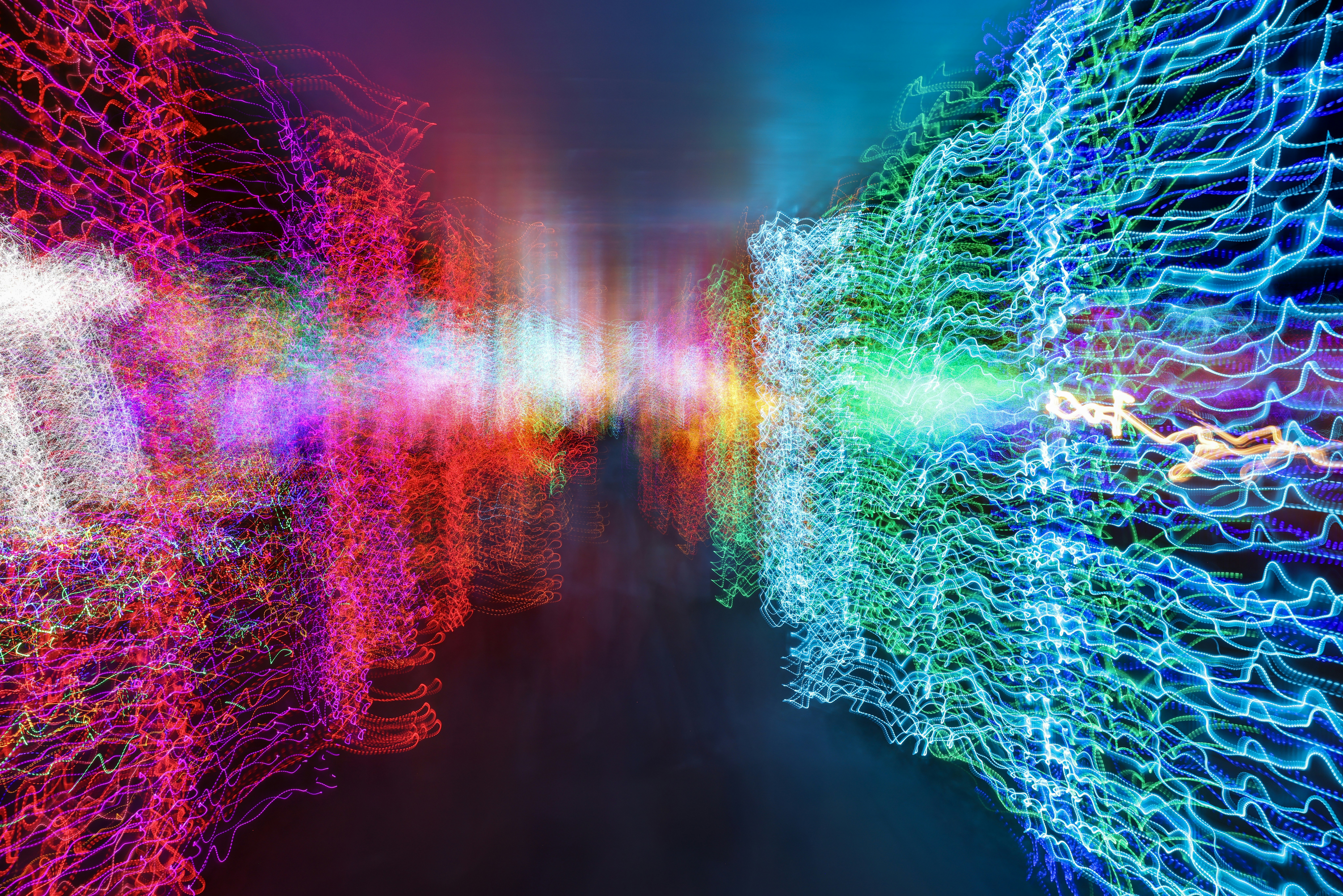 ¿Por qué es crucial la integración de la inteligencia artificial con el ERP para acelerar la transformación digital?