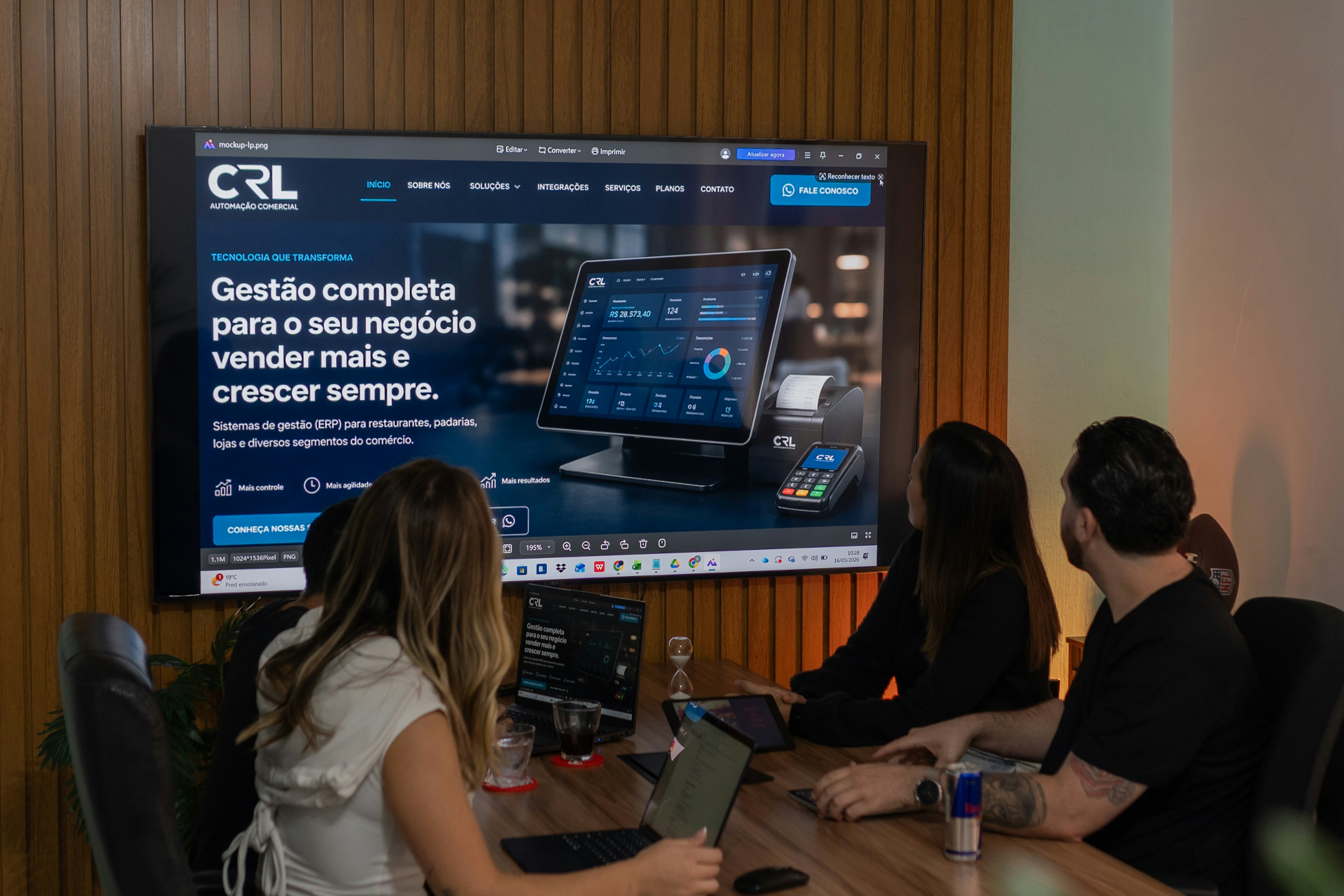 ¿Es compatible la integración y automatización de ERP con dispositivos móviles?