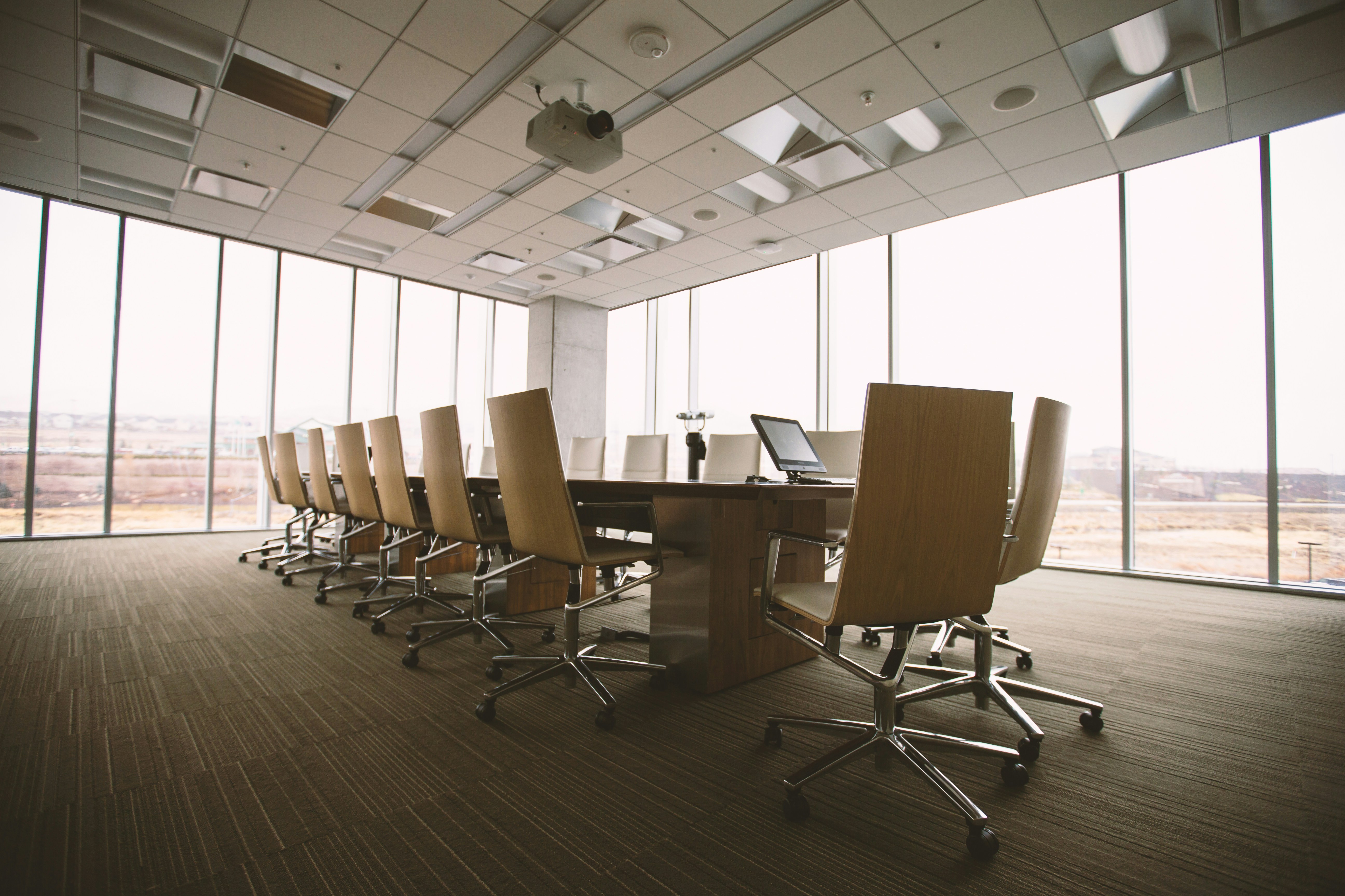 Integración estratégica de IA en el C-Suite: el rol del CAIO