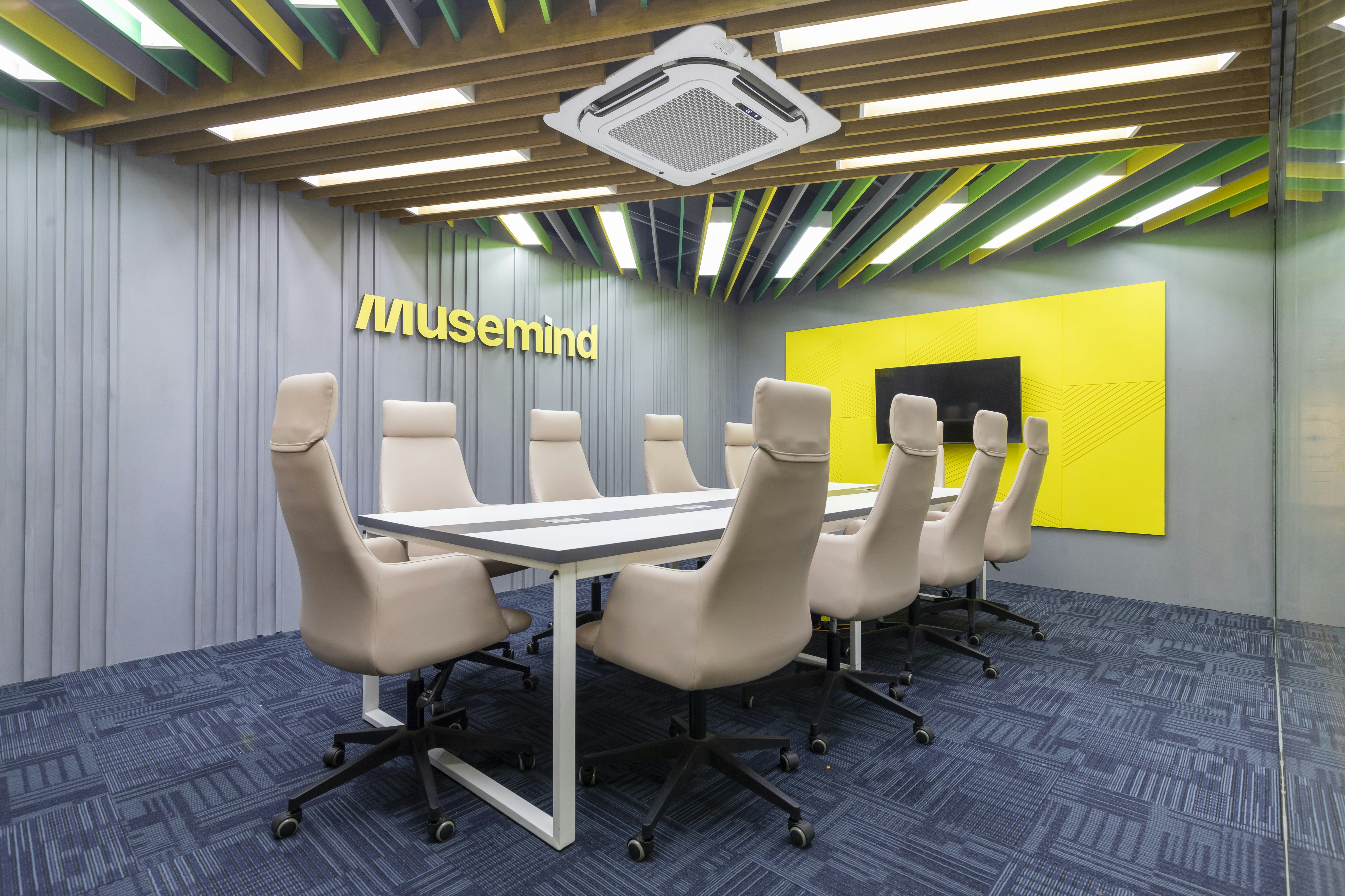 Intuit presenta suite de contabilidad impulsada por IA para simplificar operaciones de empresas