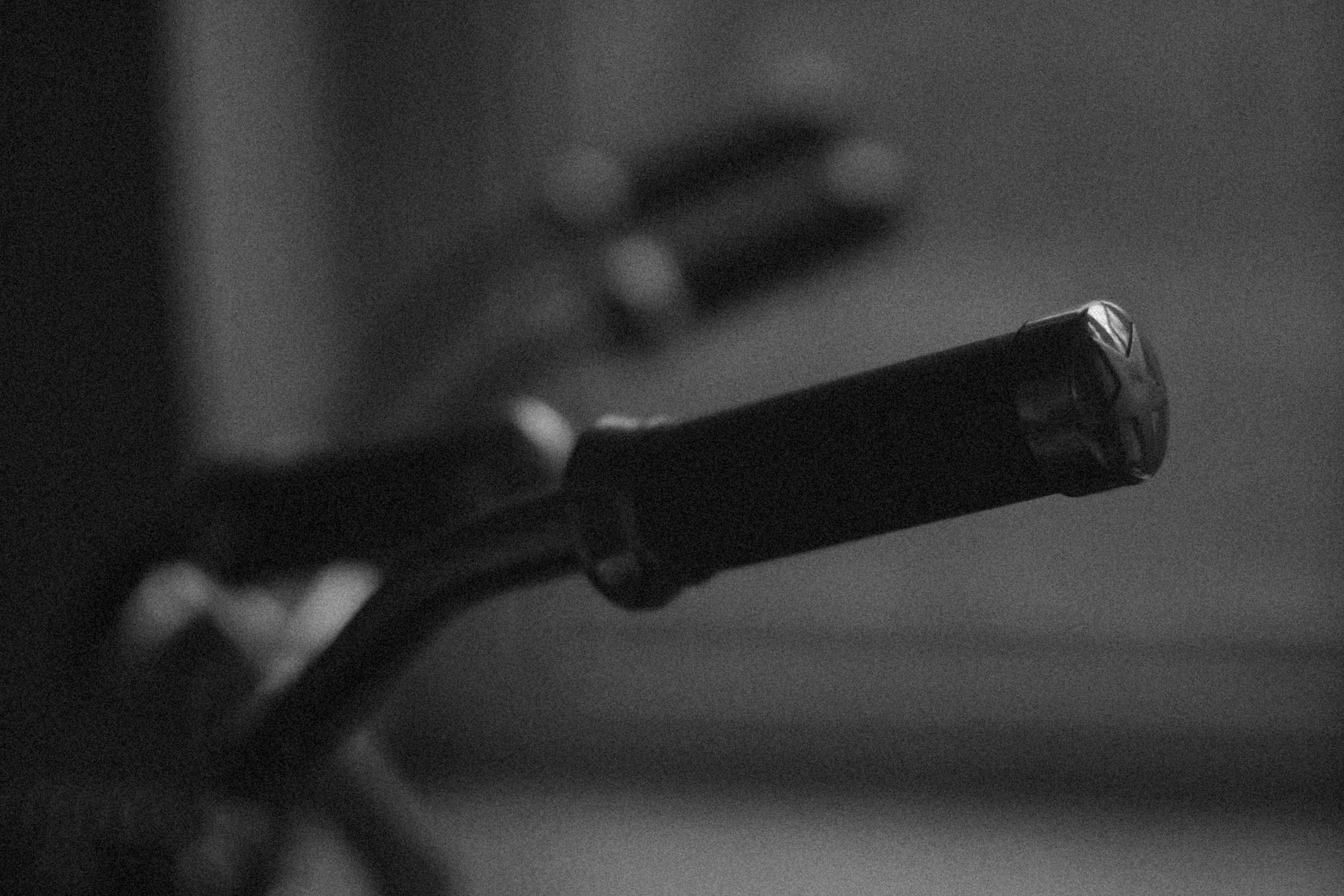 Inyección de roles estructurales en prompts de LLM con Handlebars