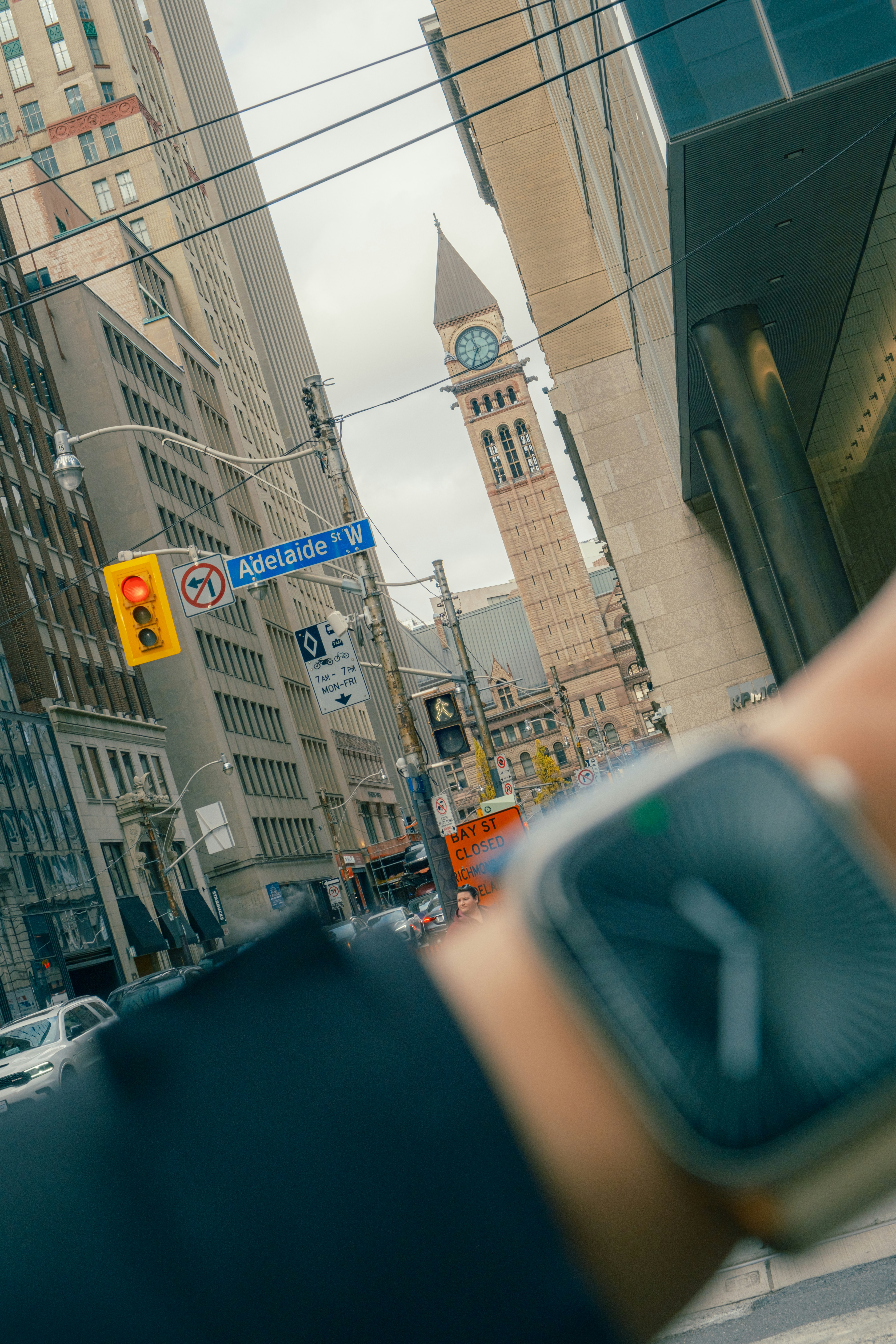 iWatchRoad: Detección escalable y visualización geoespacial de baches para ciudades inteligentes