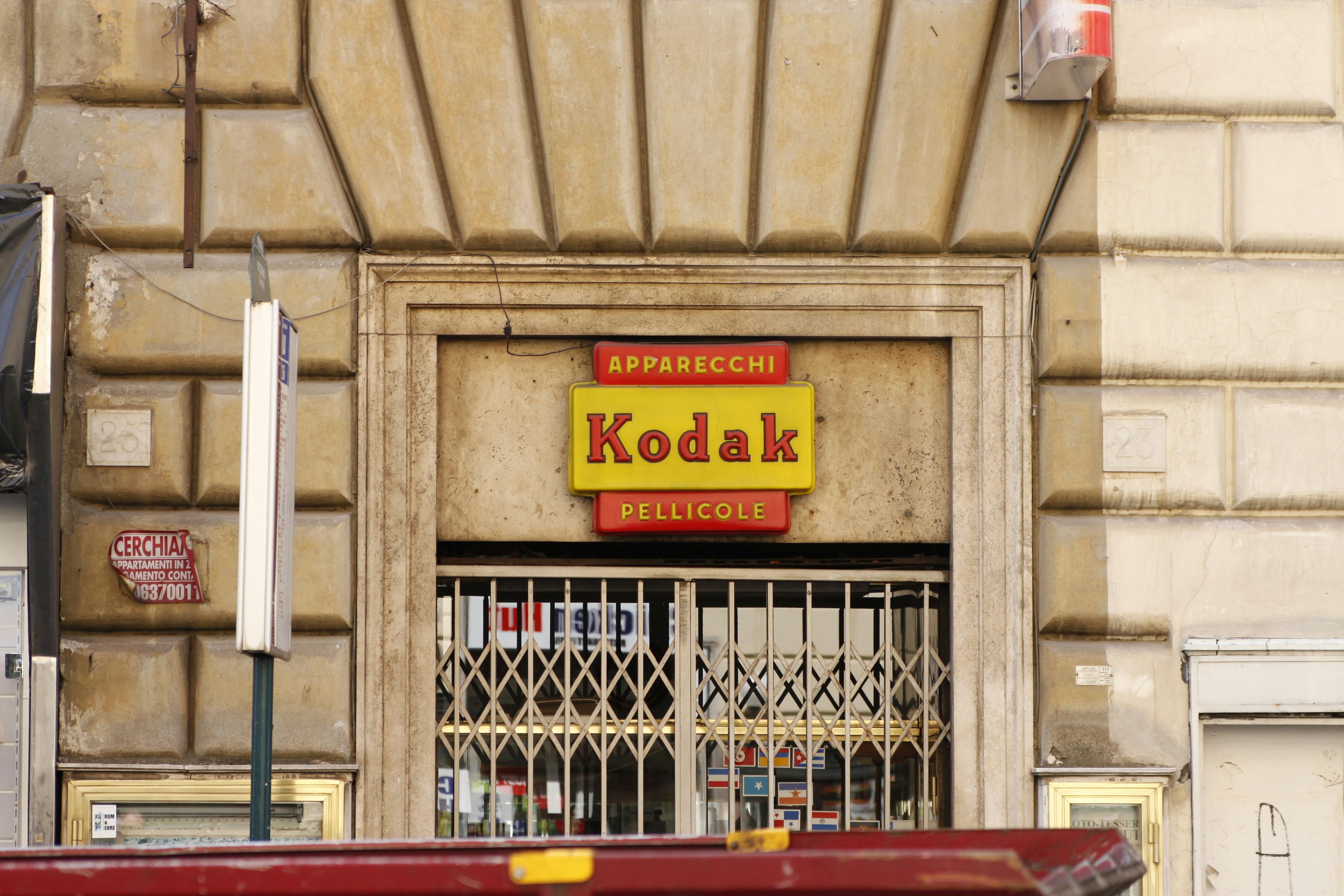 Kodak confirma filtración de datos reclamada por banda ShinyHunters