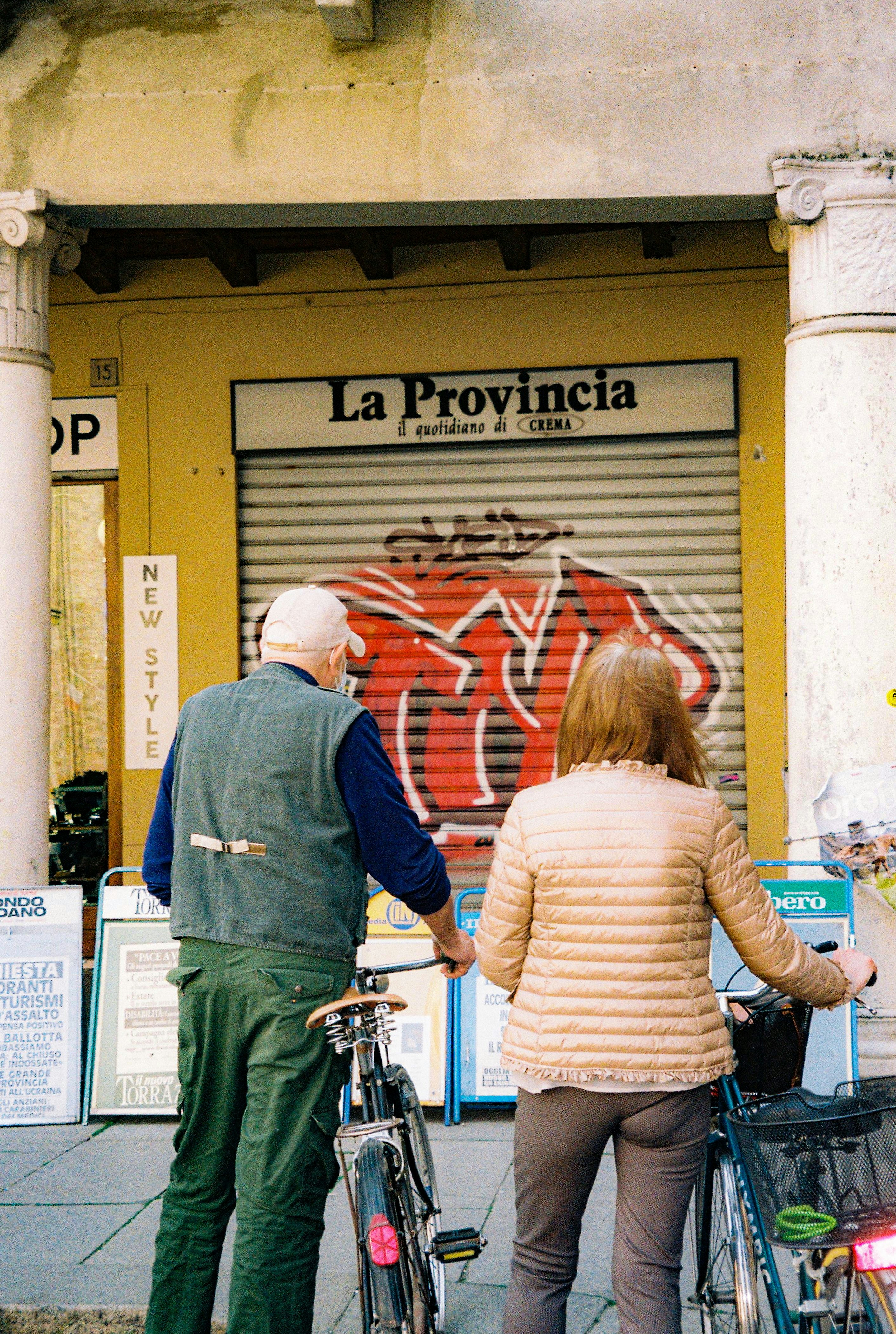 La brecha de desplazamiento
