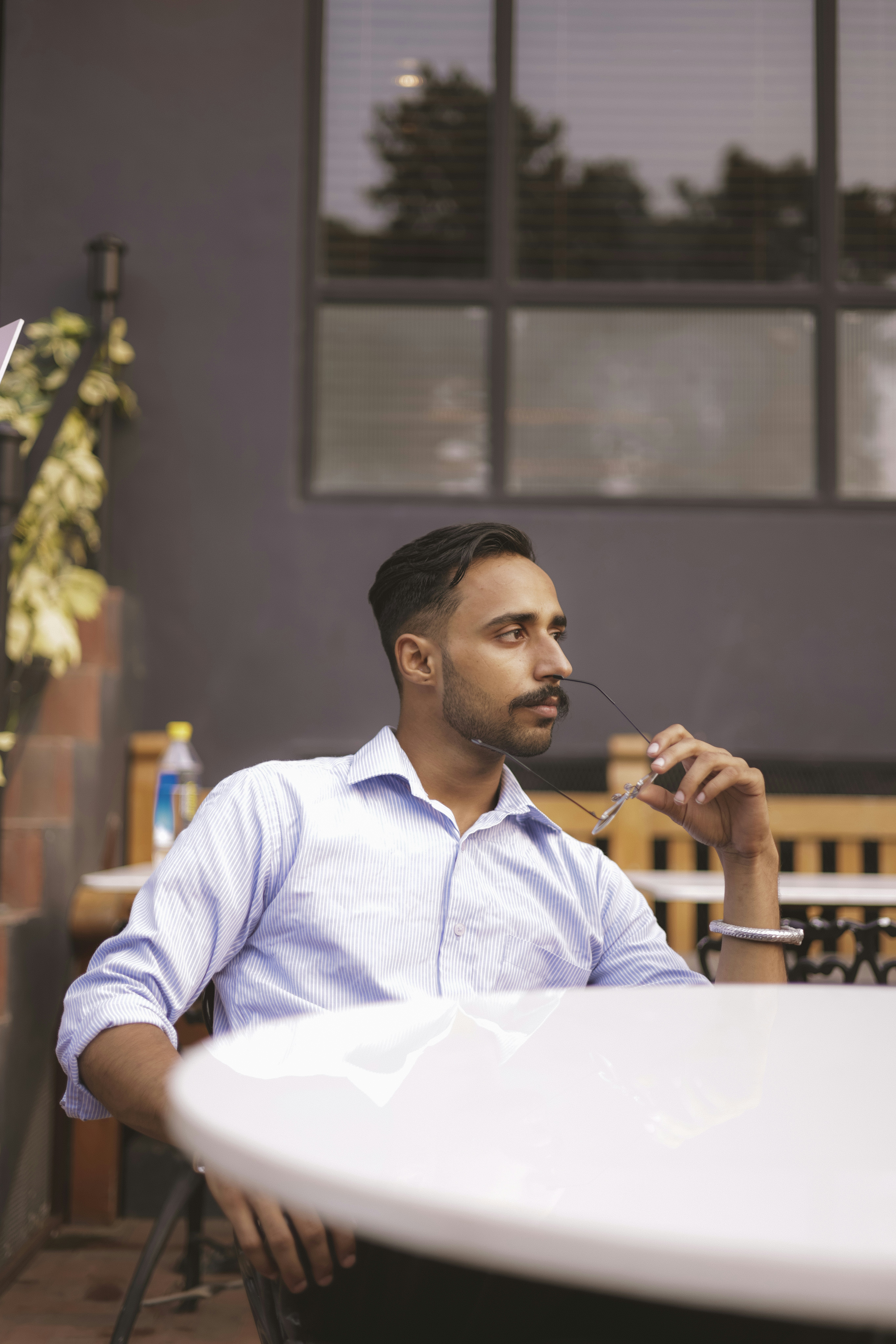 ¿Por qué es crucial una empresa de soluciones de IA avanzada para los negocios en España?