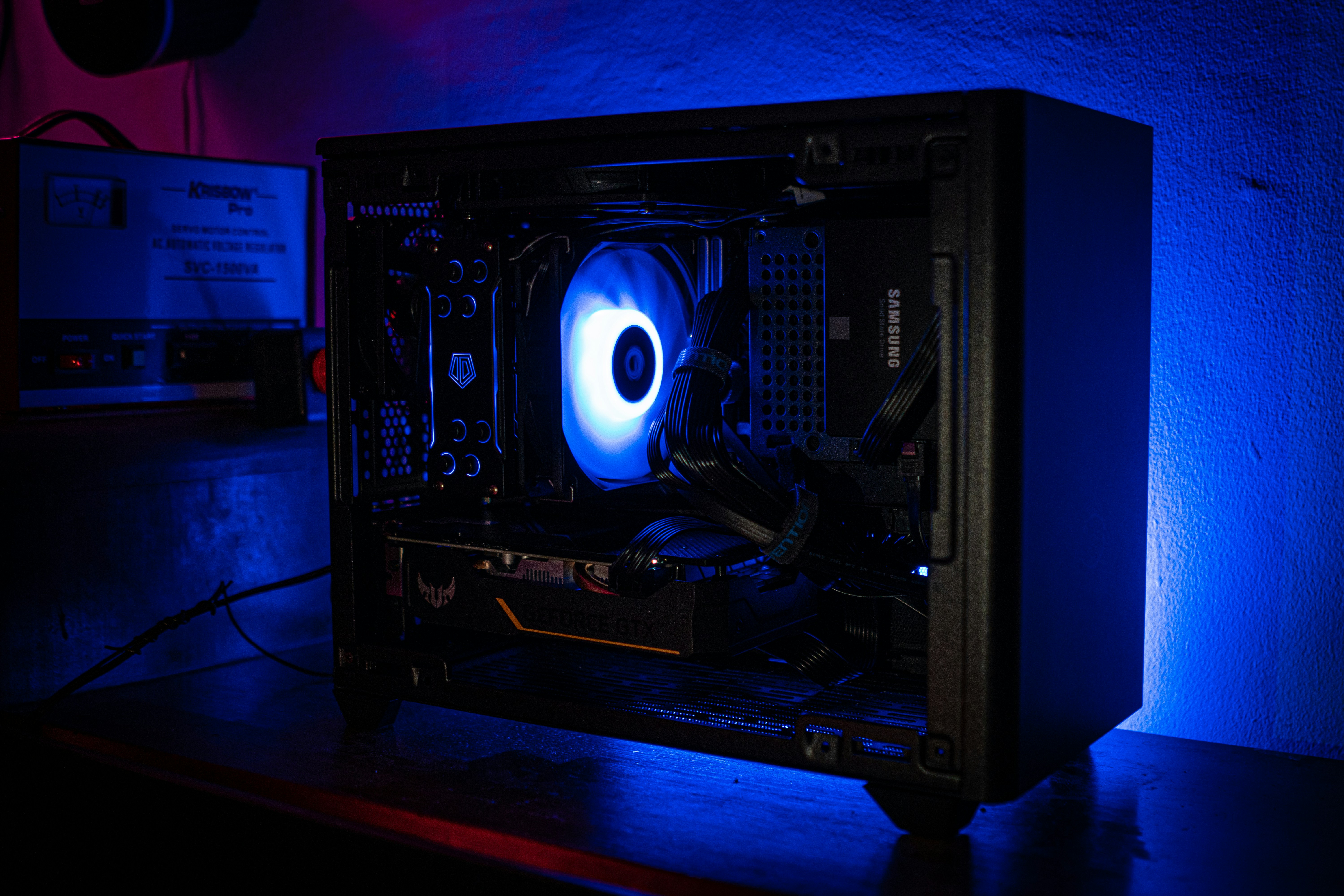 La mejor tecnología de CPU de AMD para jugadores también llegará a las estaciones de trabajo