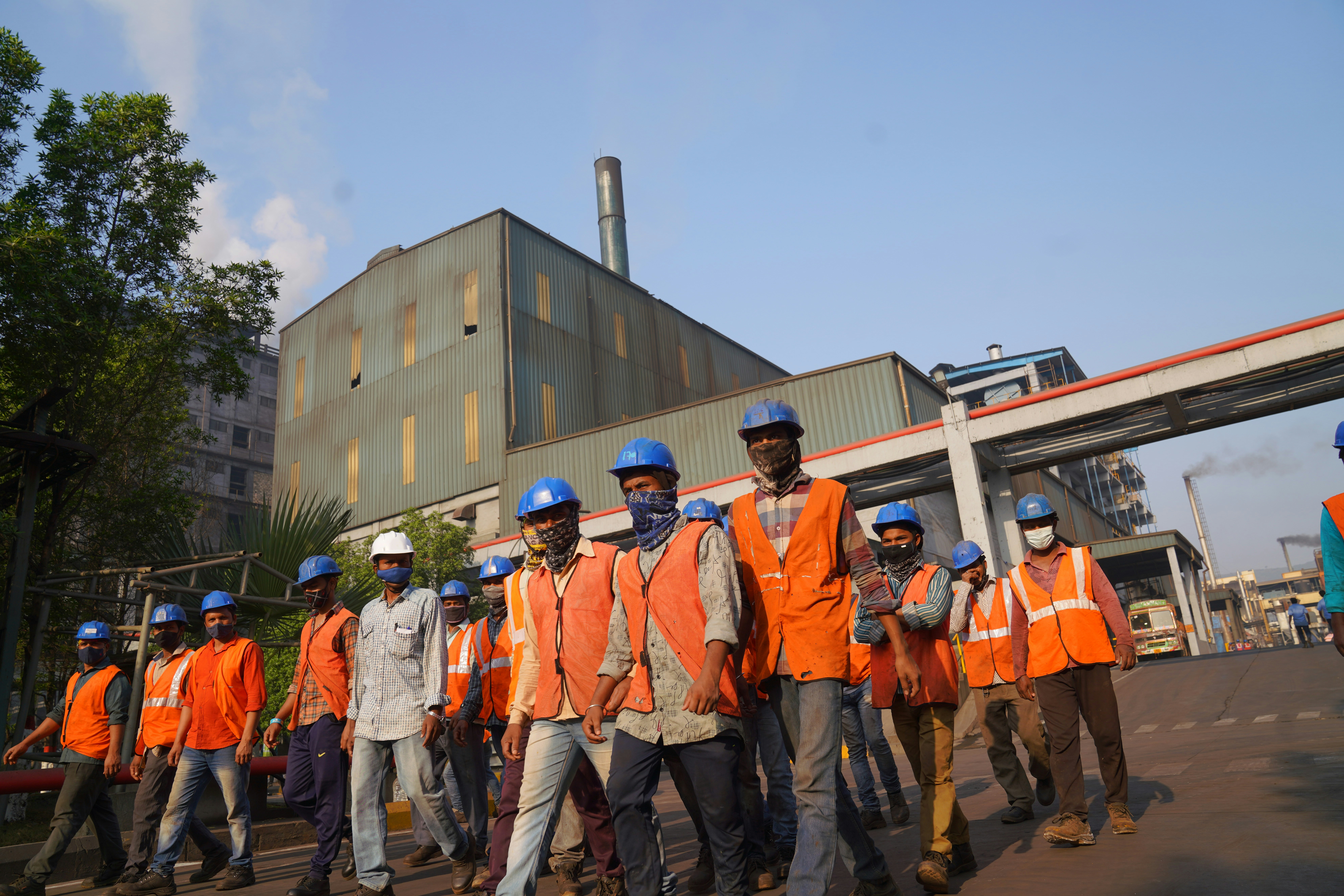 Las 20 mejores empresas para equipos de trabajadores humanos y agentivos en Sevilla