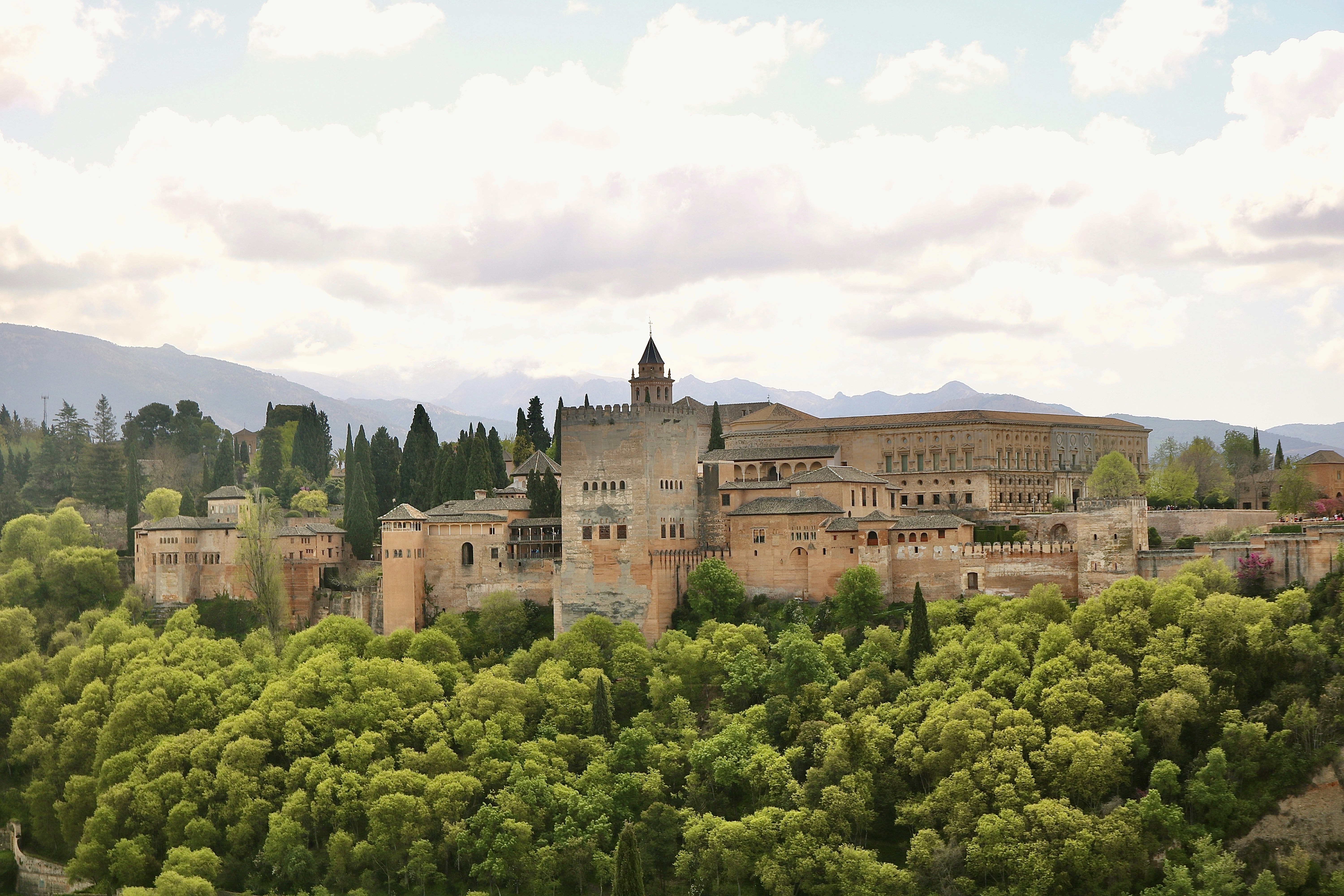 Top 3 Compañías para la creación de avatares de IA en 3D en Granada