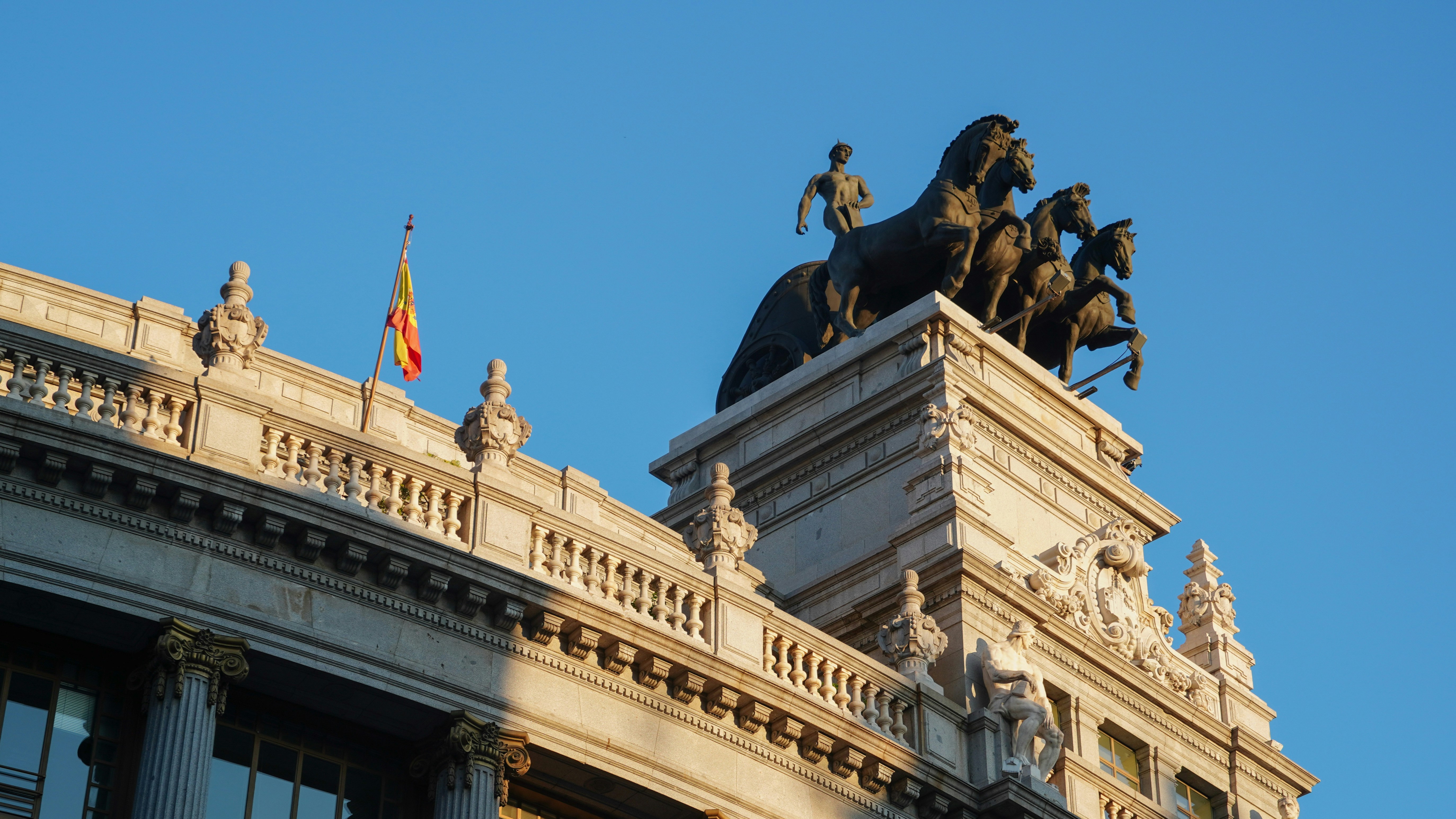 Comparación de las 7 mejores aplicaciones web para la gestión de proveedores en España