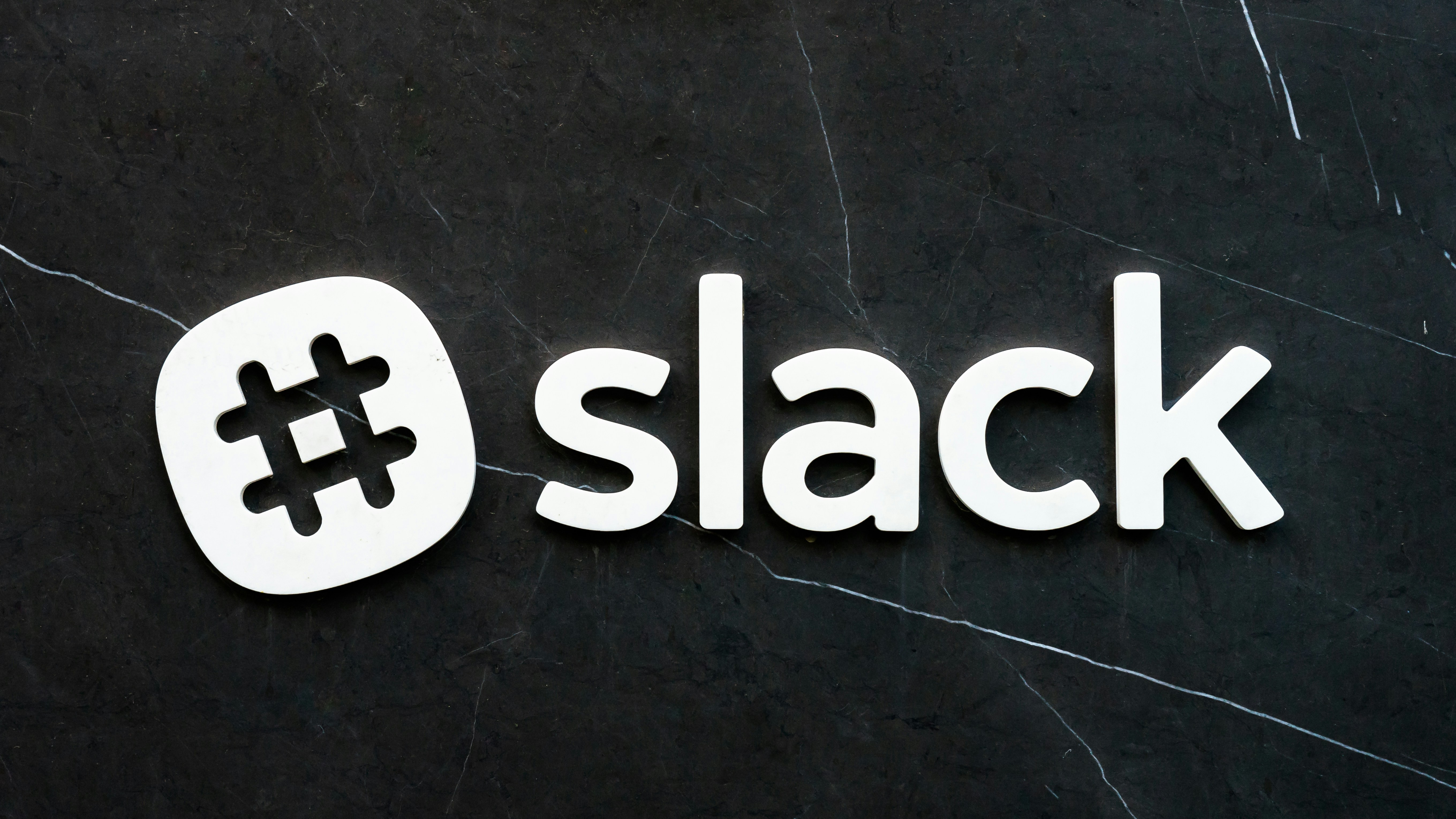 Ahora puedes utilizar Claude Code directamente en el chat de Slack