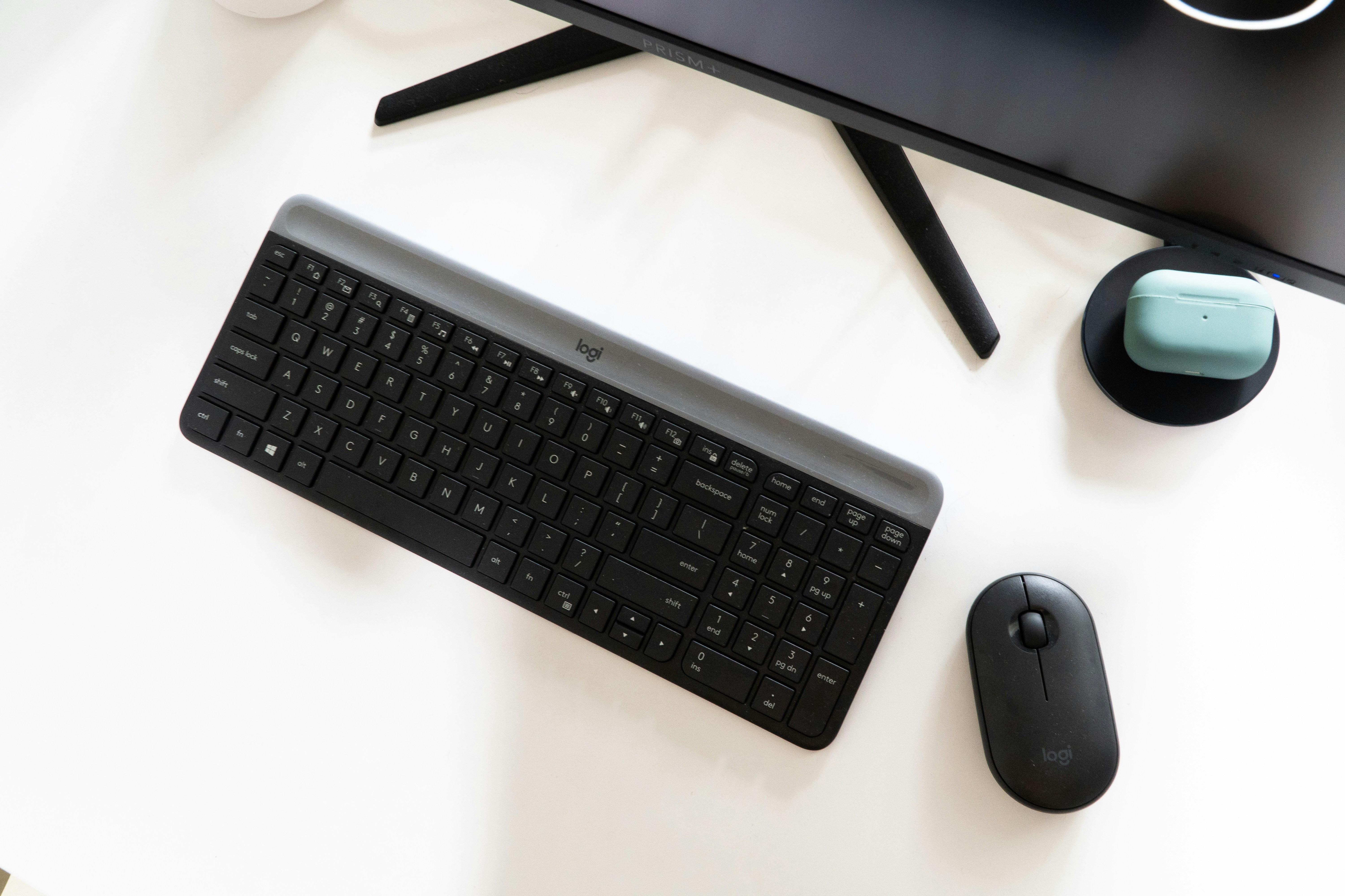 Logitech G512 X 98 Review: Un híbrido desordenado