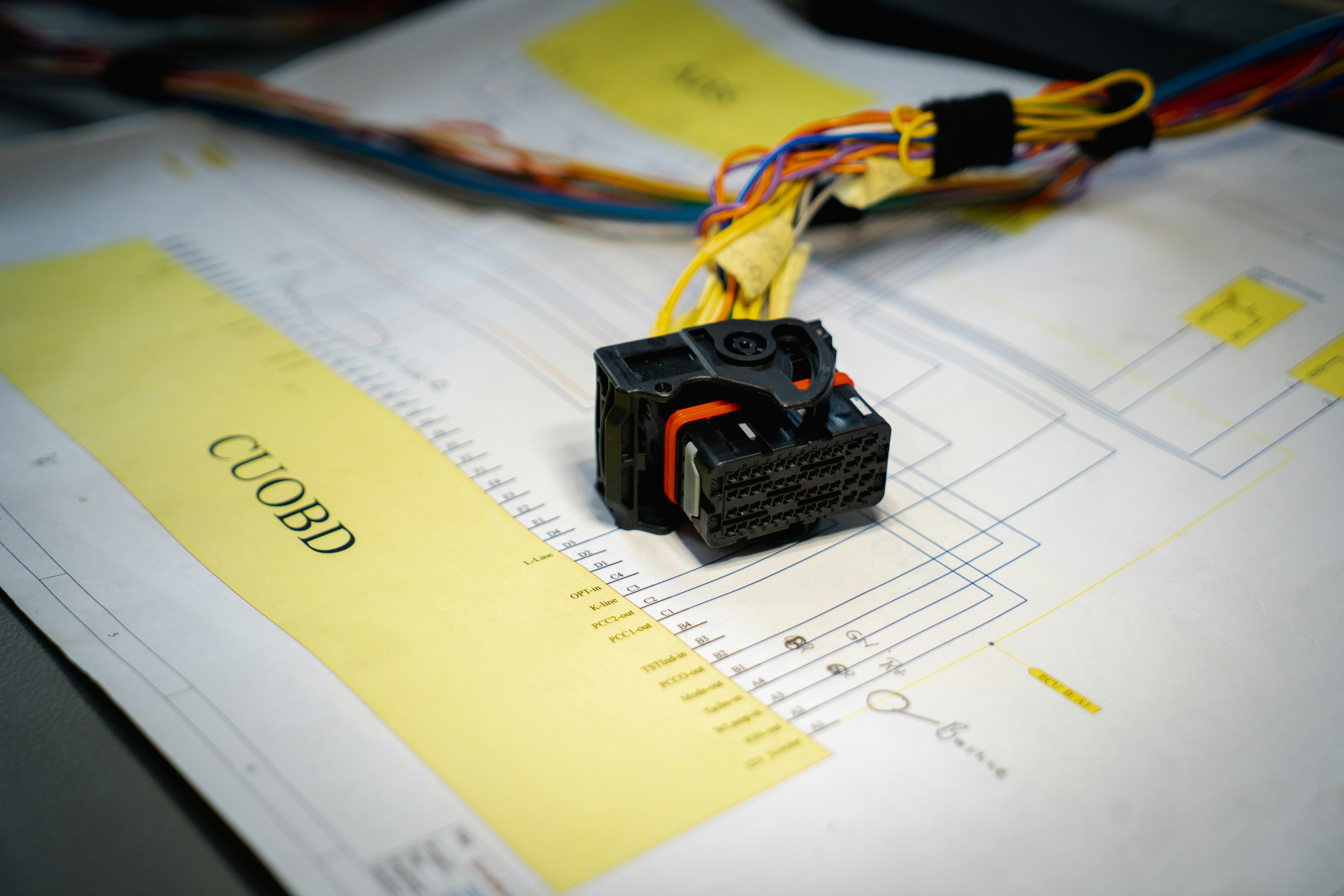 LoopCoder-v2: Solo un bucle para escalar cómputo en tiempo de prueba