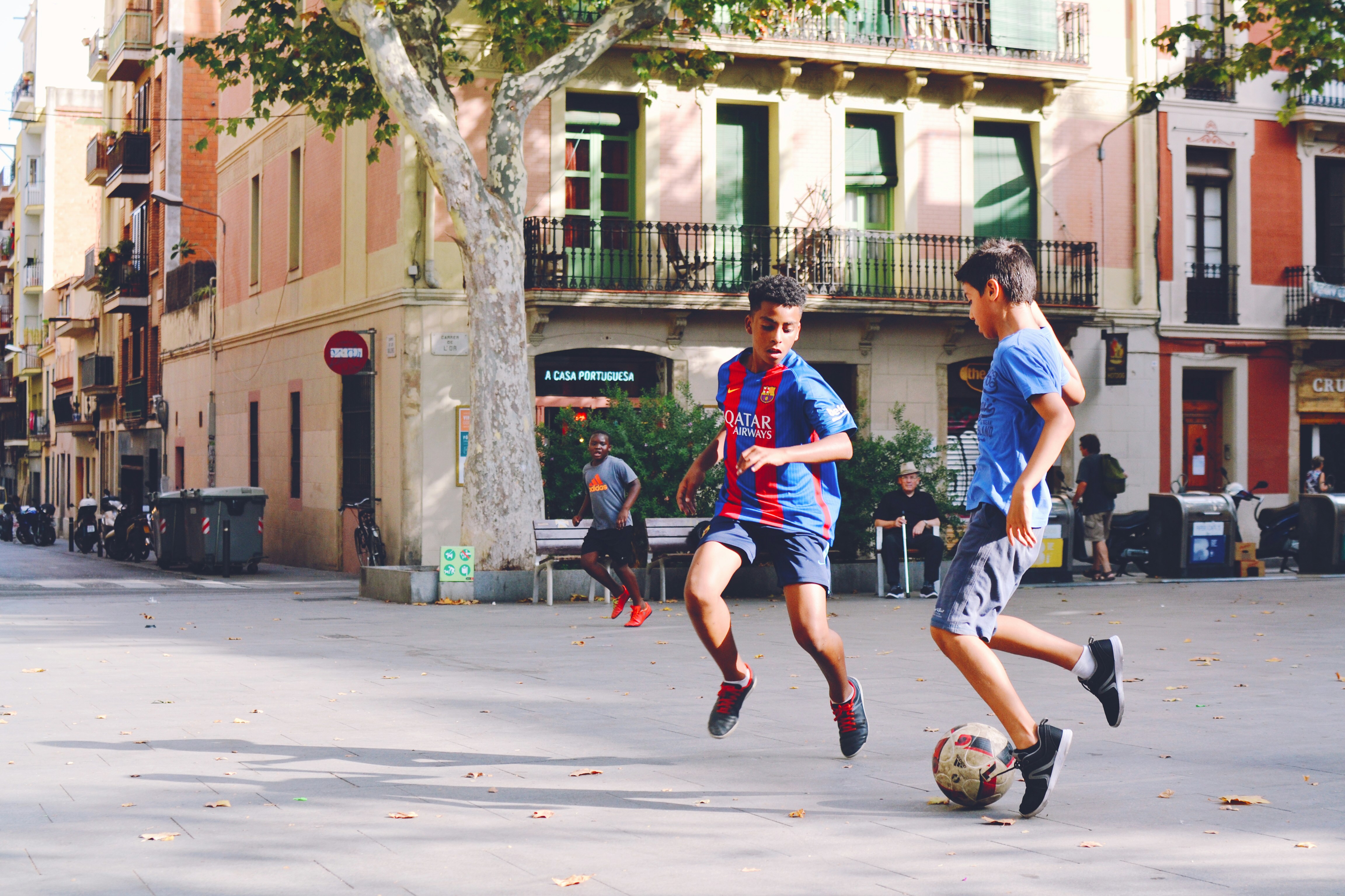 Los 5 mejores expertos en trabajar junto a agentes de IA en Barcelona