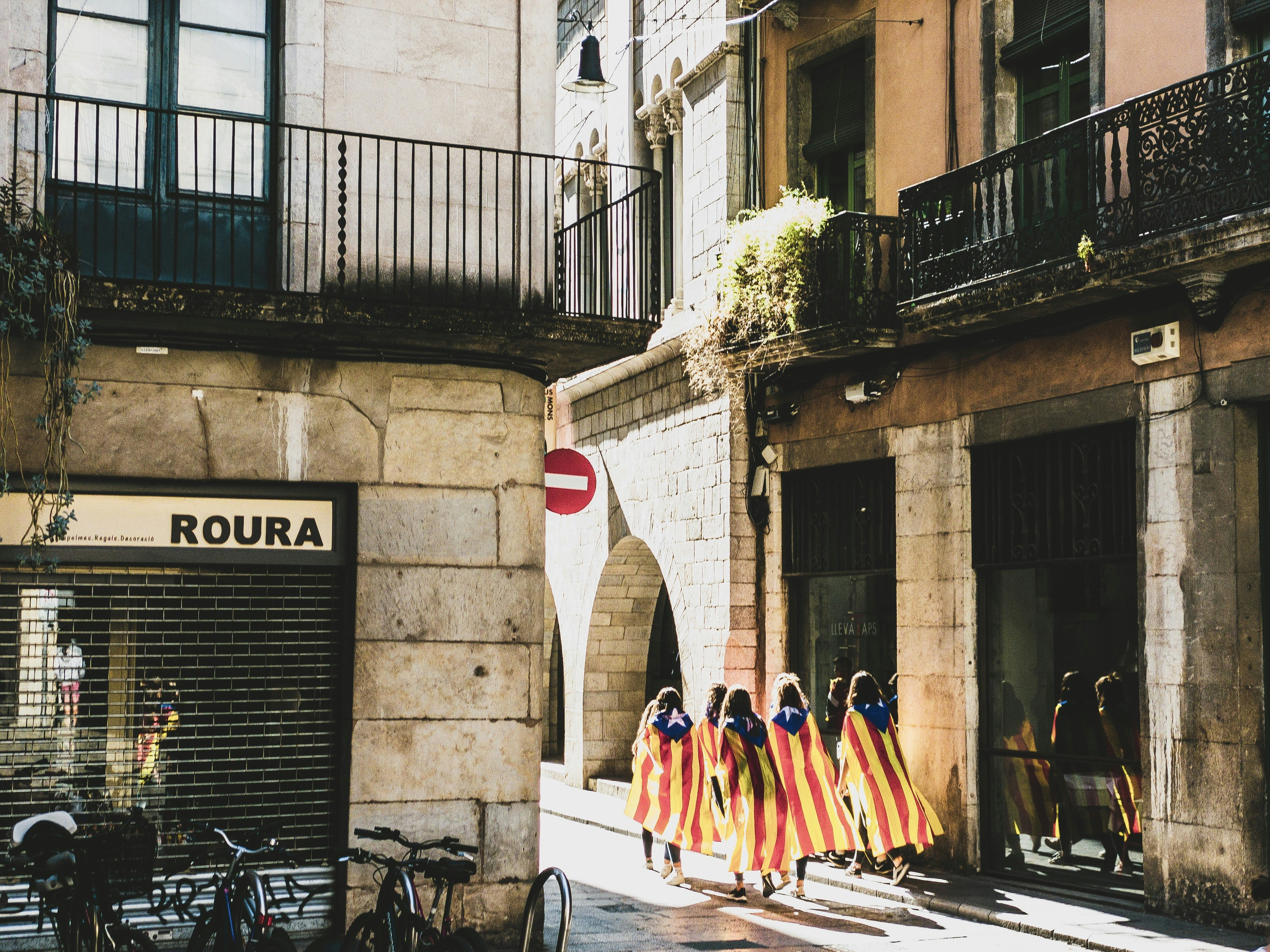 10 Estrategias para Maximizar el ROI con los Mejores Consultores de Barcelona