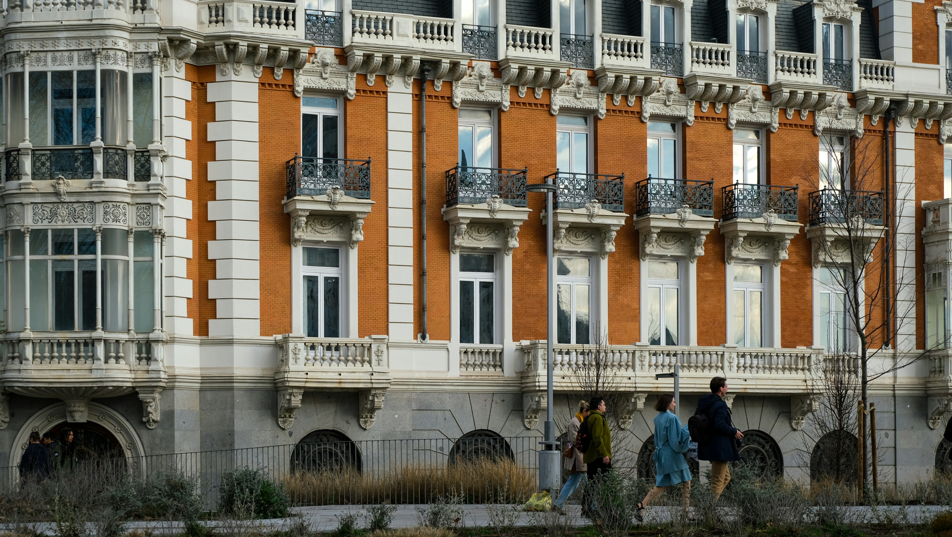 Los 15 mejores expertos en AGENCIA de IA en Móstoles