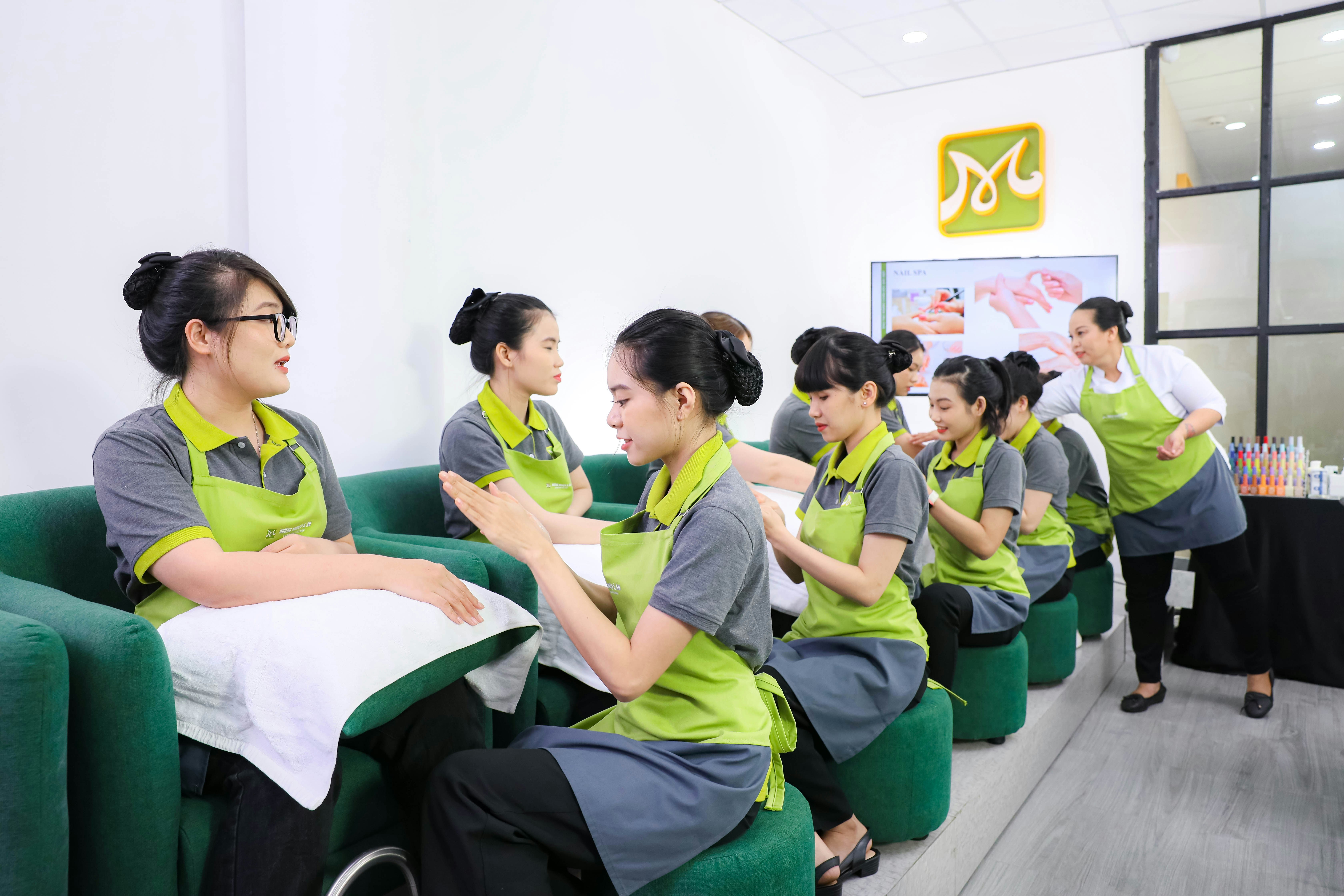 Los 15 mejores expertos en servicios de n8n en Sestao