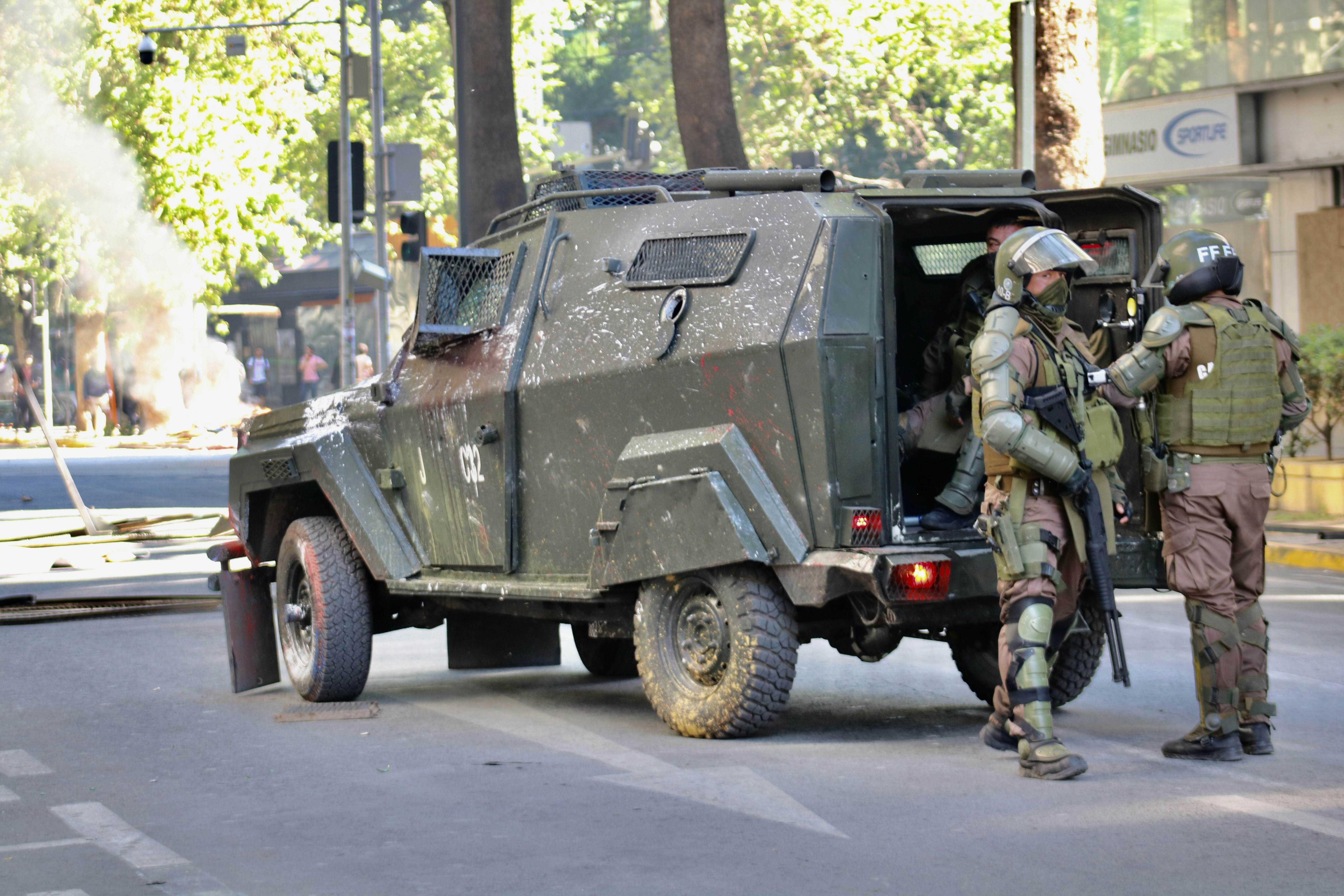 Marco unificado de transformer Combo-Gait para reconocimiento de marcha y análisis de atributos multi-modales