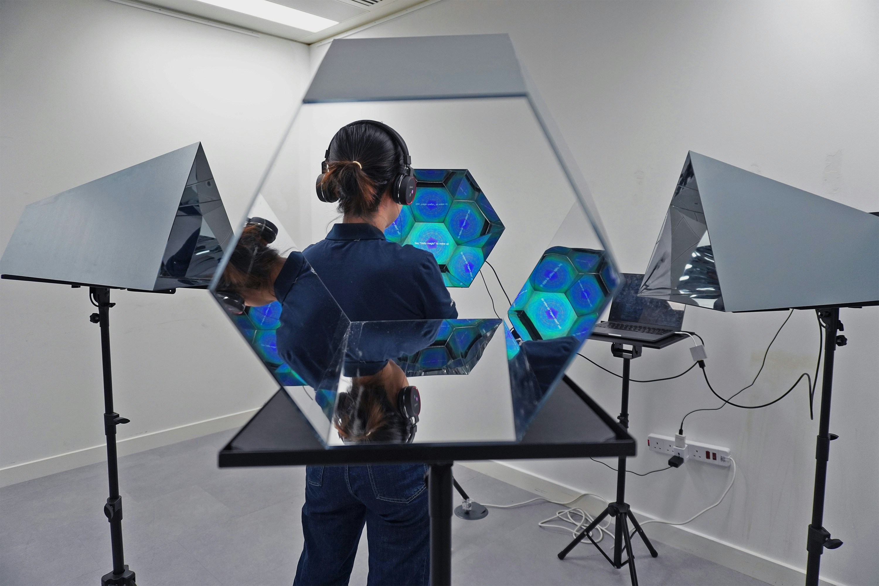 MASER: Enrutamiento Adaptativo de Modalidades para IA Espacial 3D