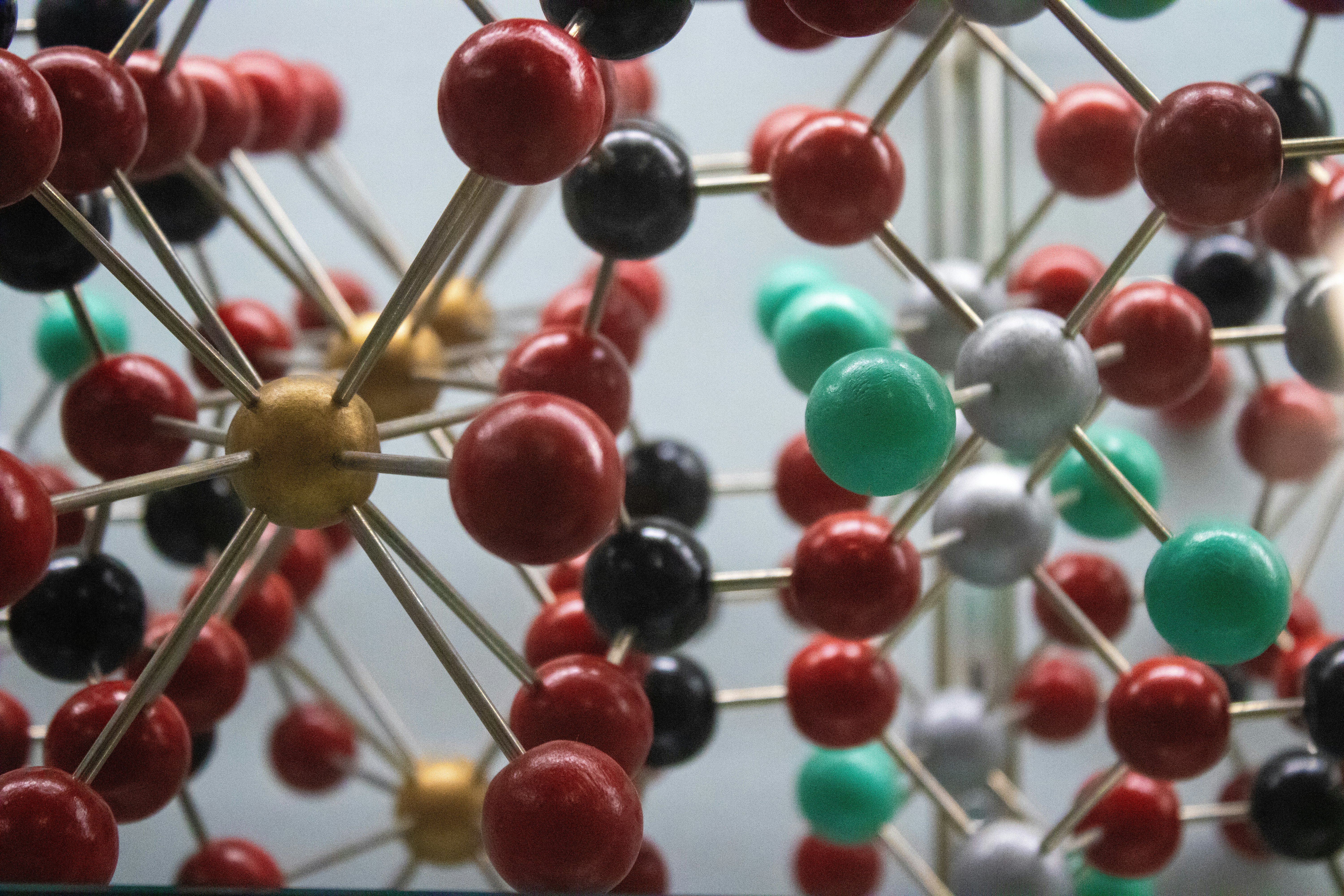 MatSciBench: Evaluando la capacidad de razonamiento de los LLM en ciencia de materiales