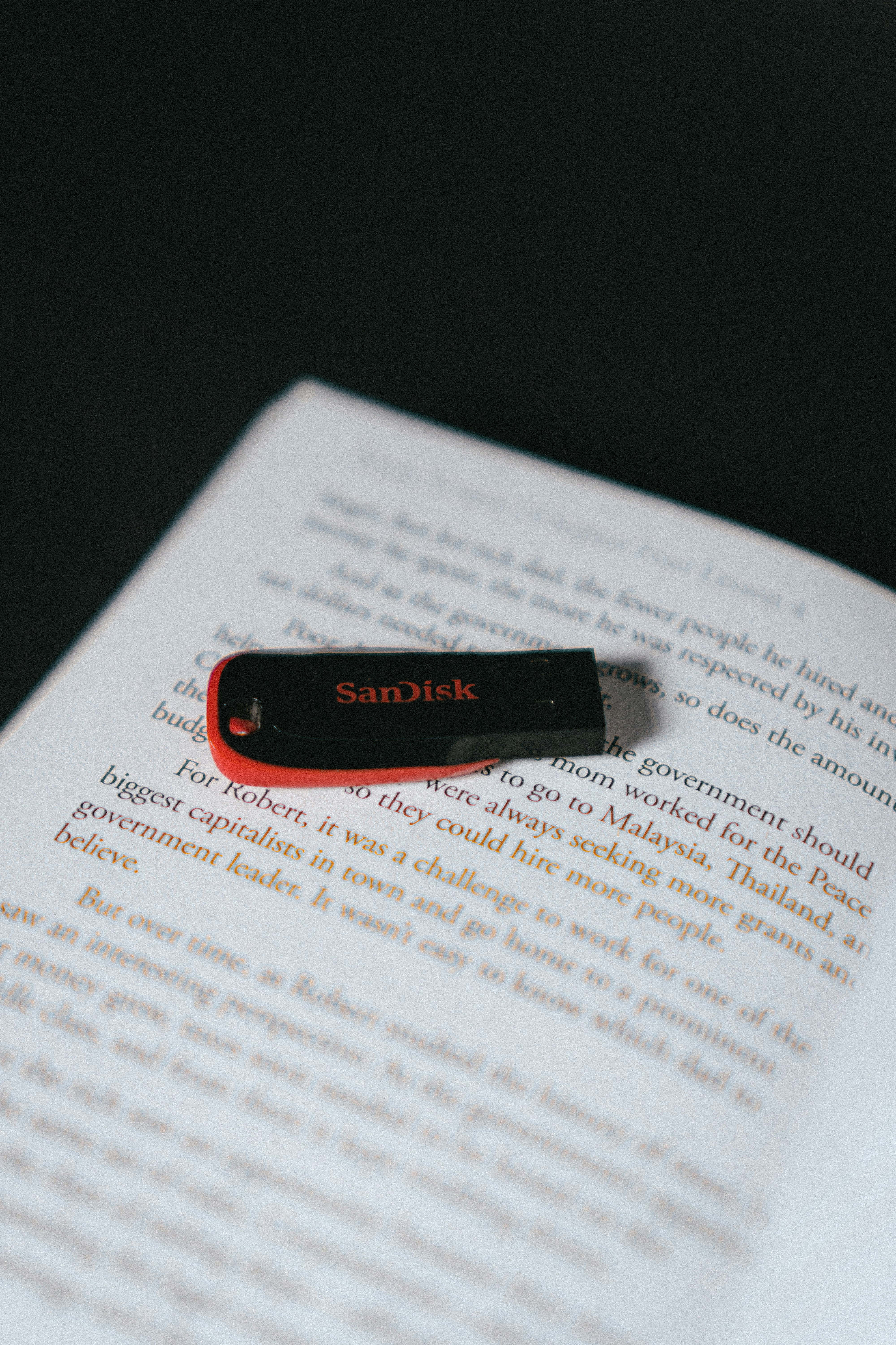 Maximiza la eficiencia con 4 apps portátiles en una USB compacta